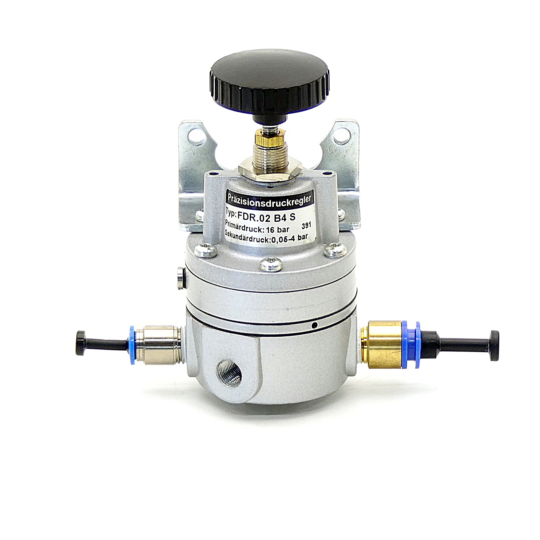 Precision pressure regulator