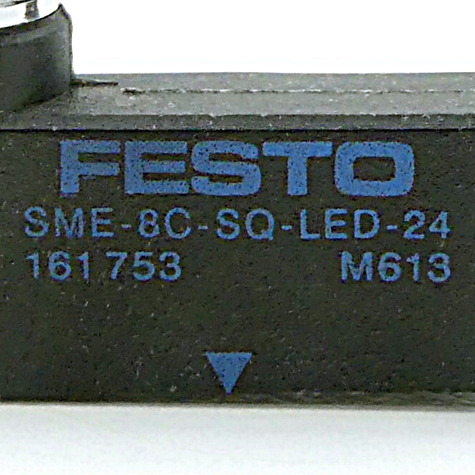3 x Electrical proximity switch SME-8C-SQ-LED-24 