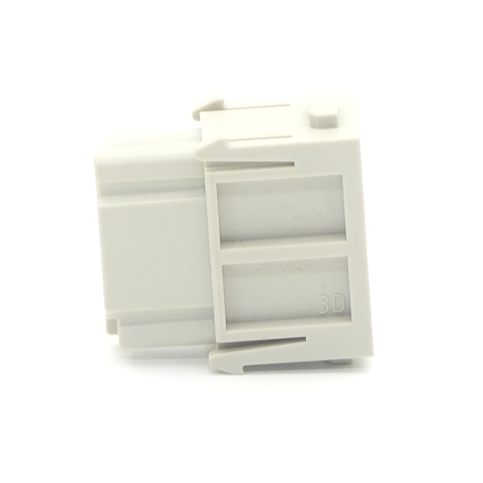 Socket insert 