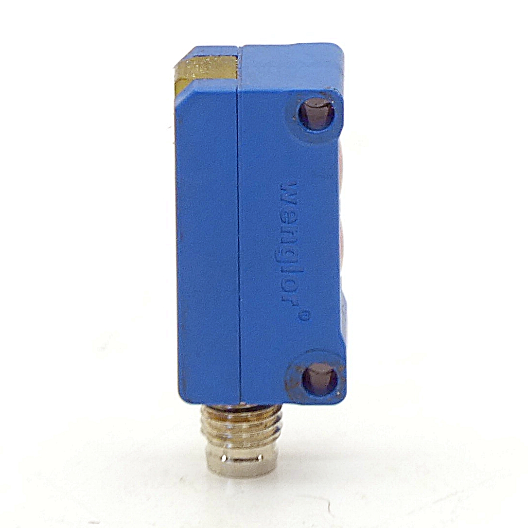 Reflex Sensor with Background Suppression
