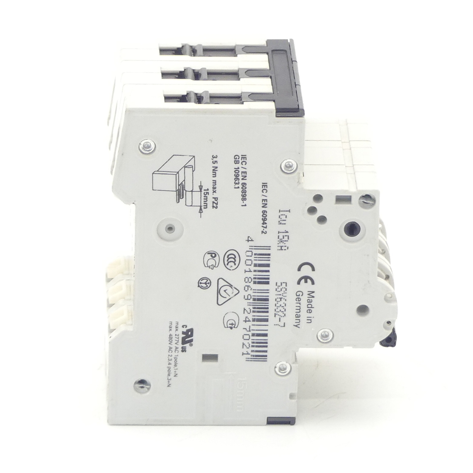 Circuit breaker 