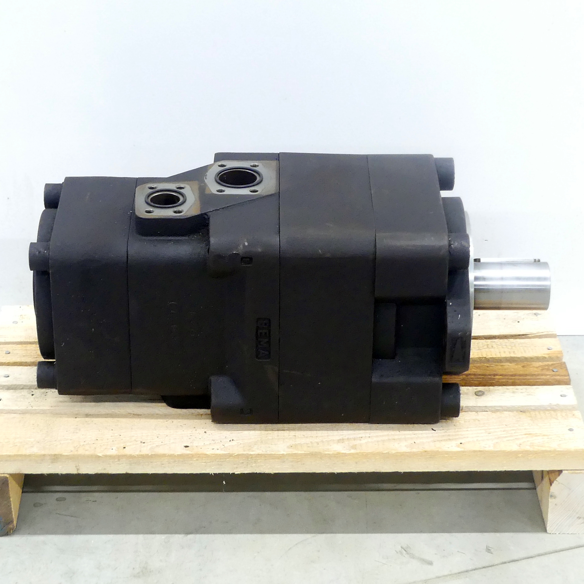 Hydraulic pump 