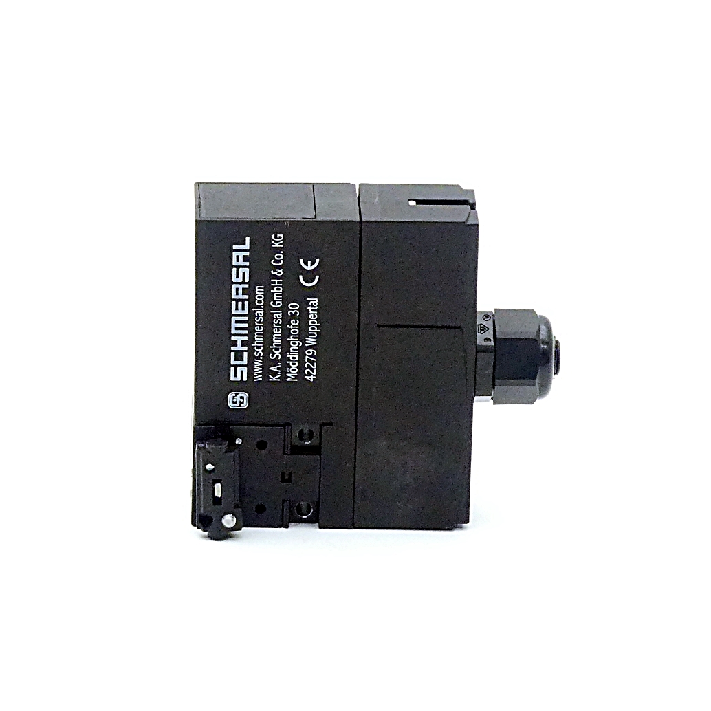 Magnetic locking switch 