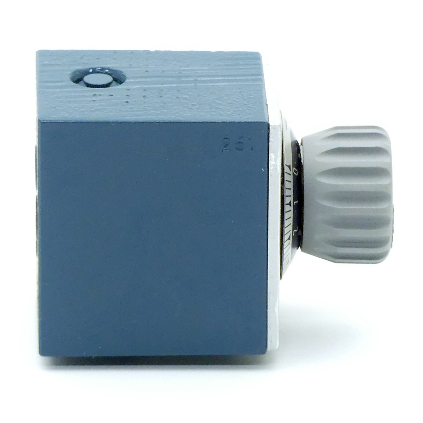 Flow control valve 