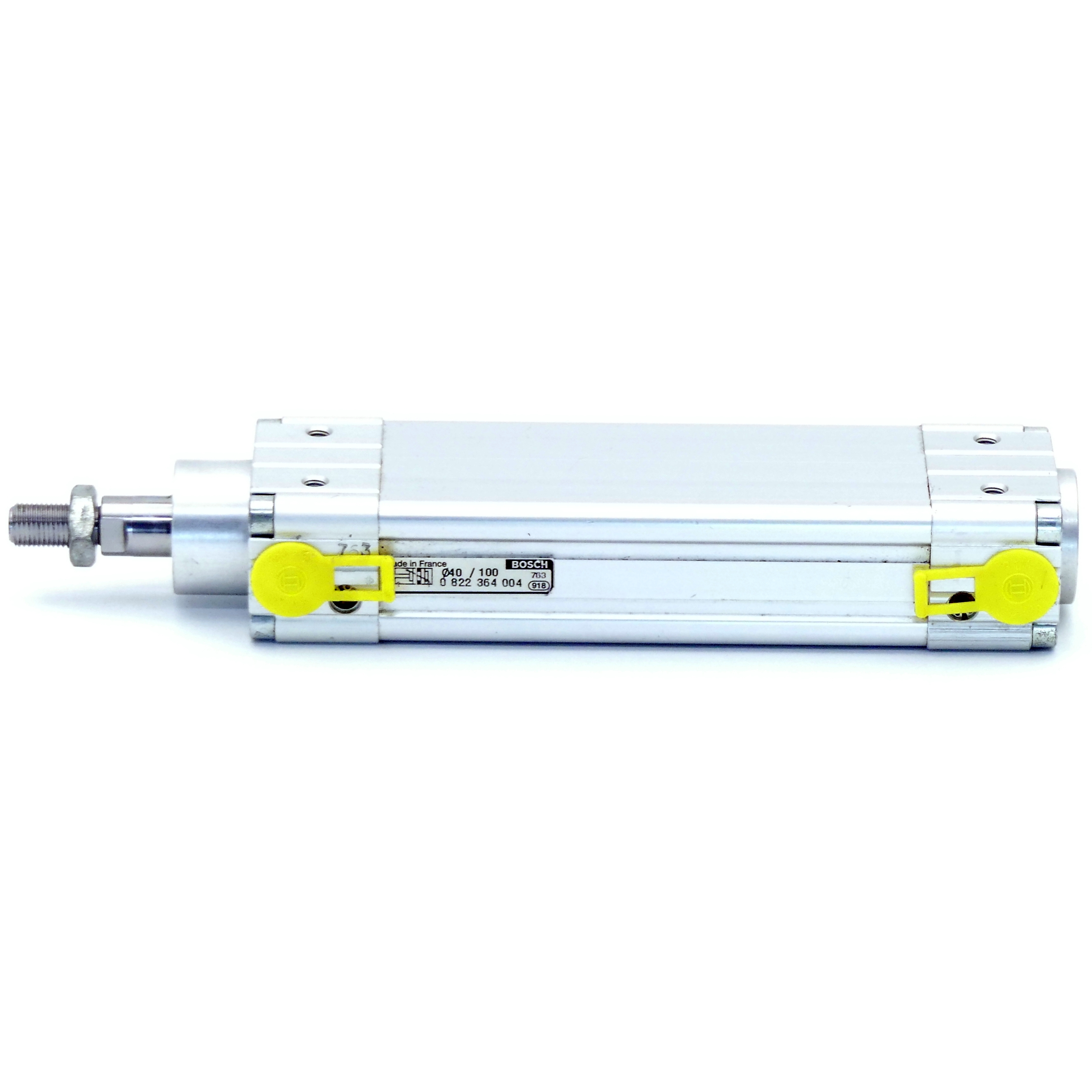 Pneumatic cylinder