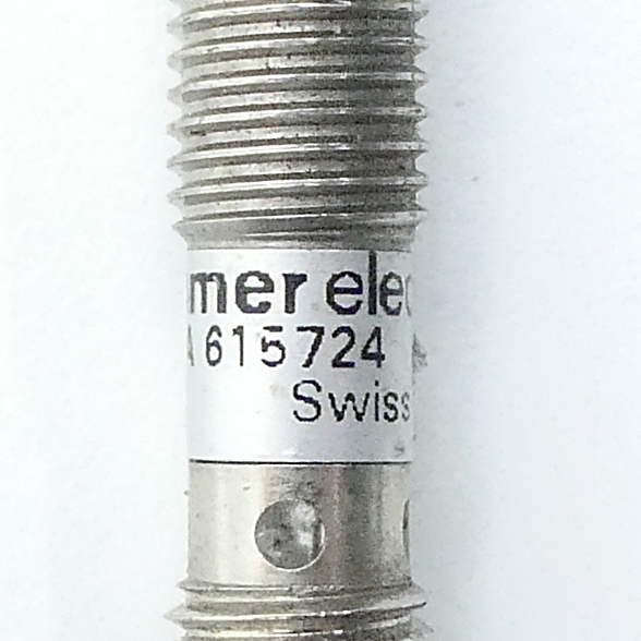 Inductive proximity switch 