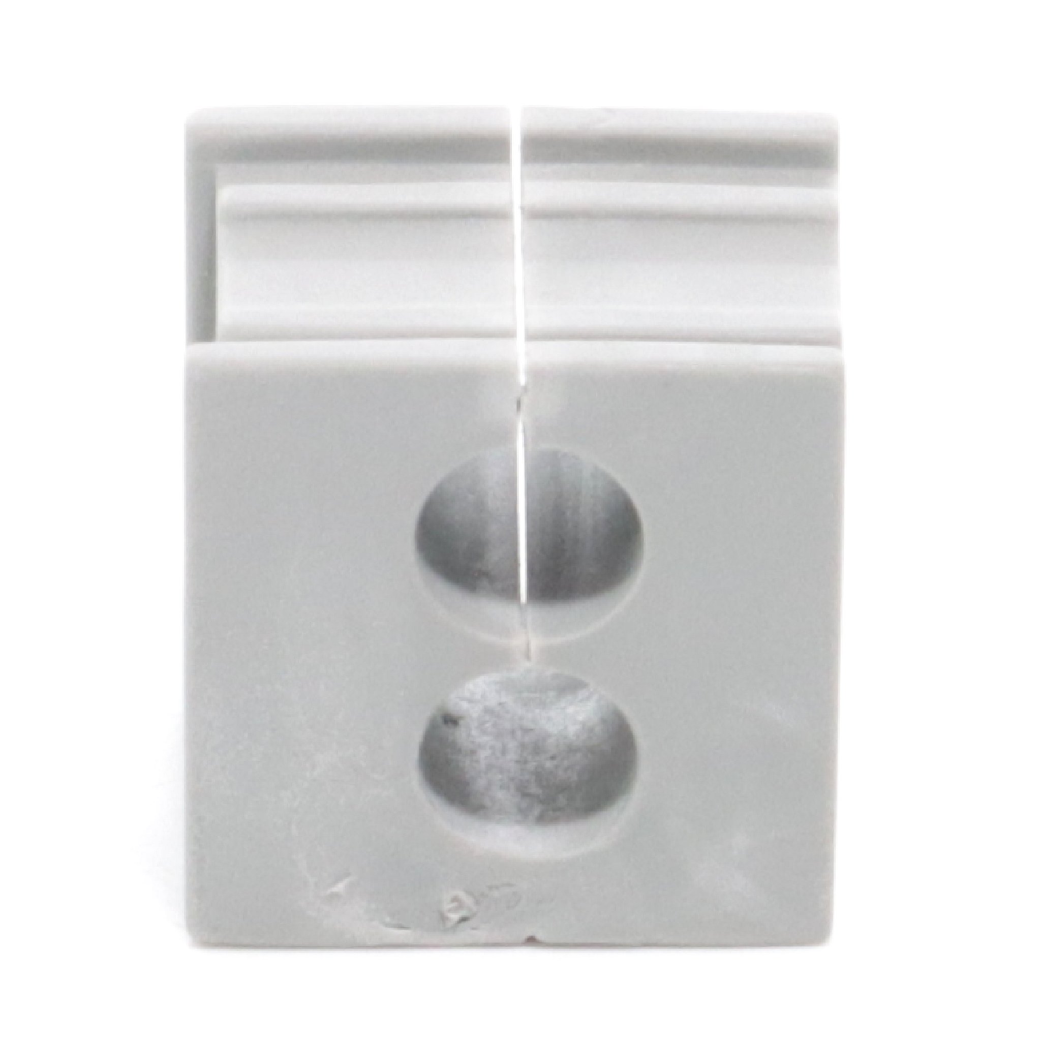 Cable grommet 101B975 New open Box