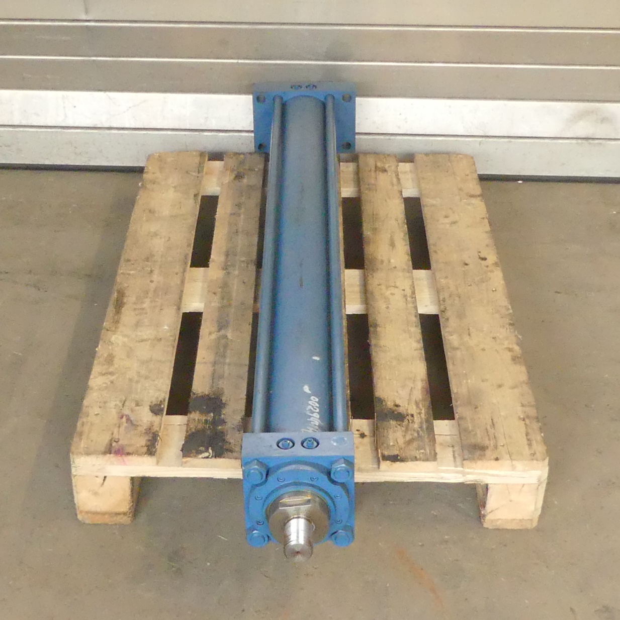 Hydraulic cylinder 