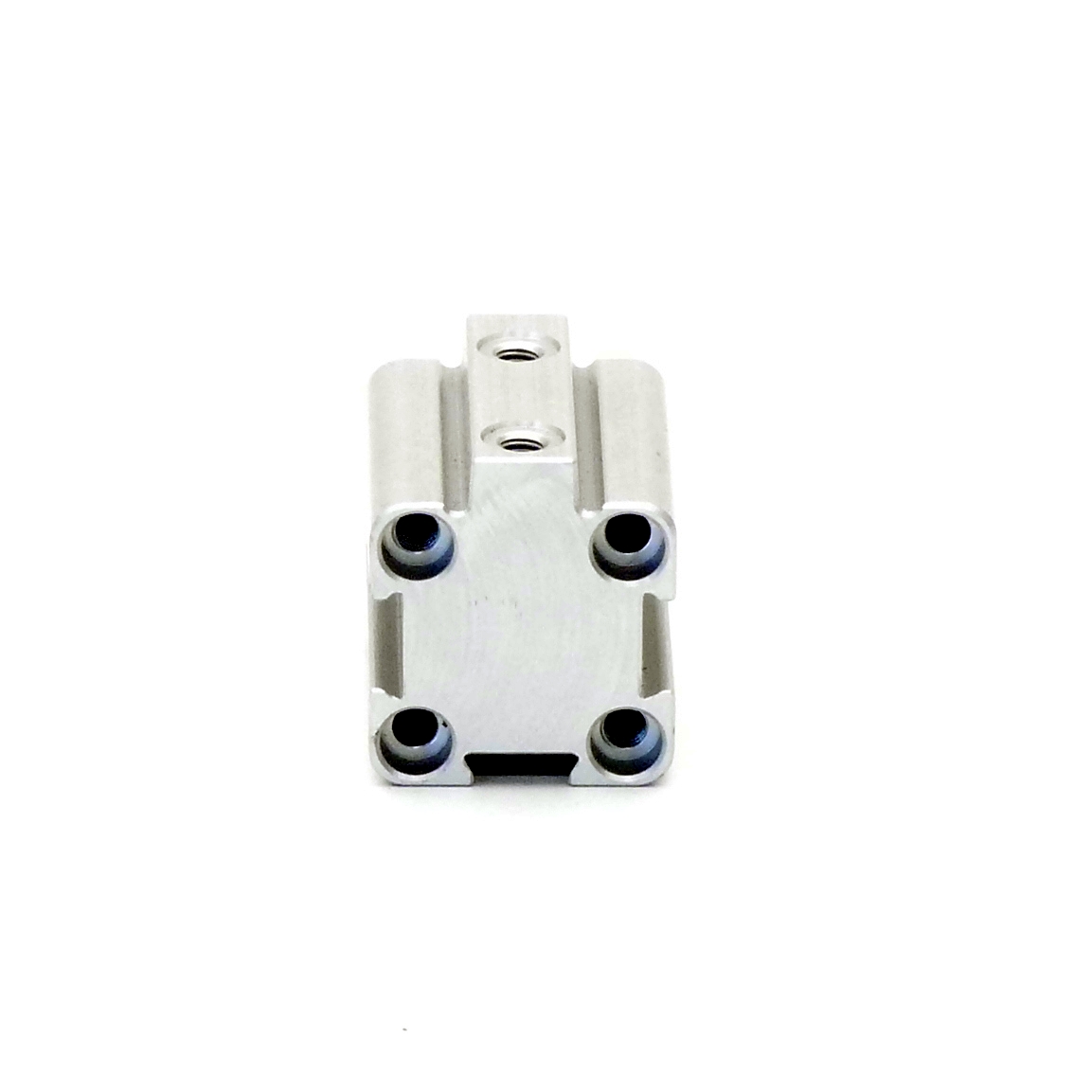 Pneumatic cylinder