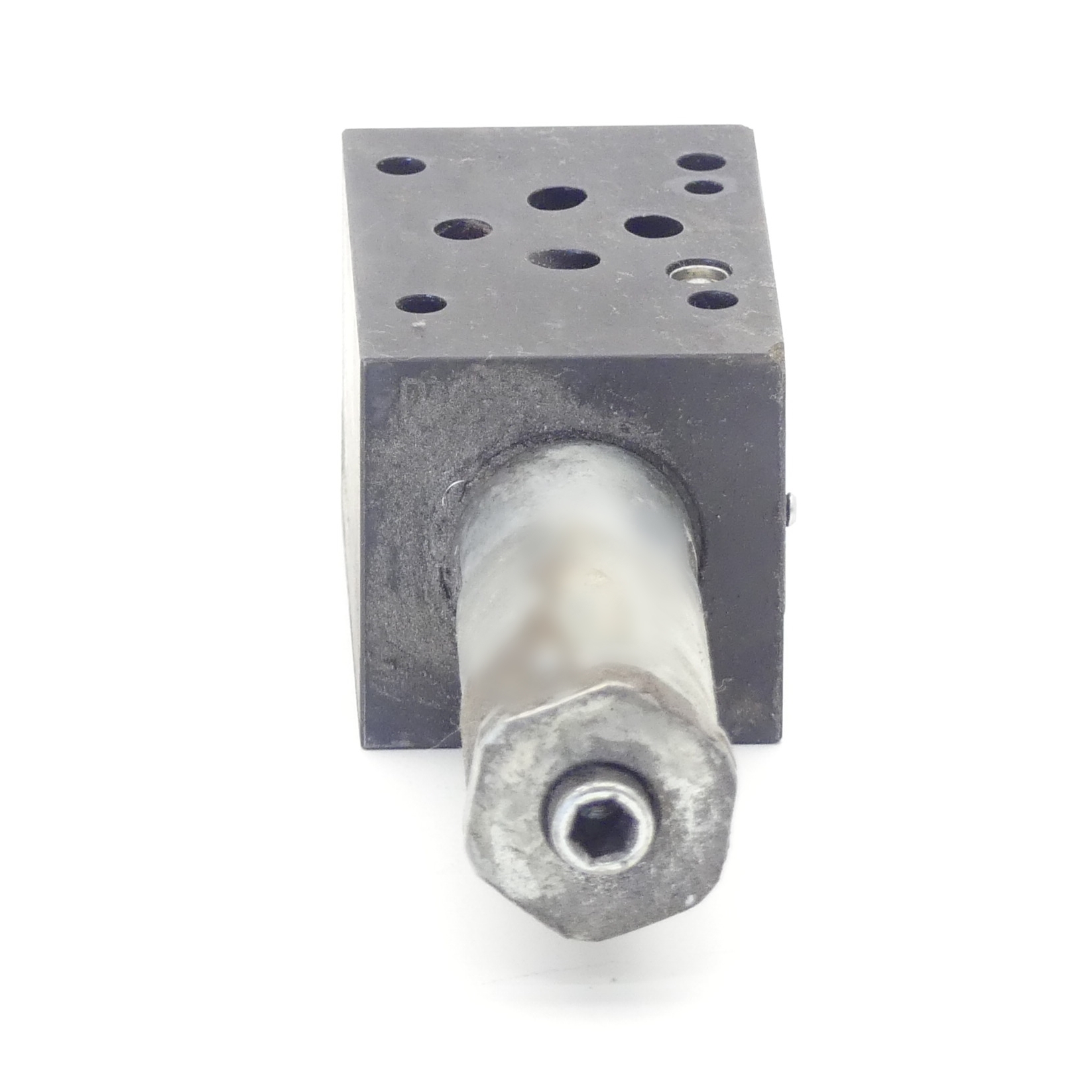 Pressure reducer