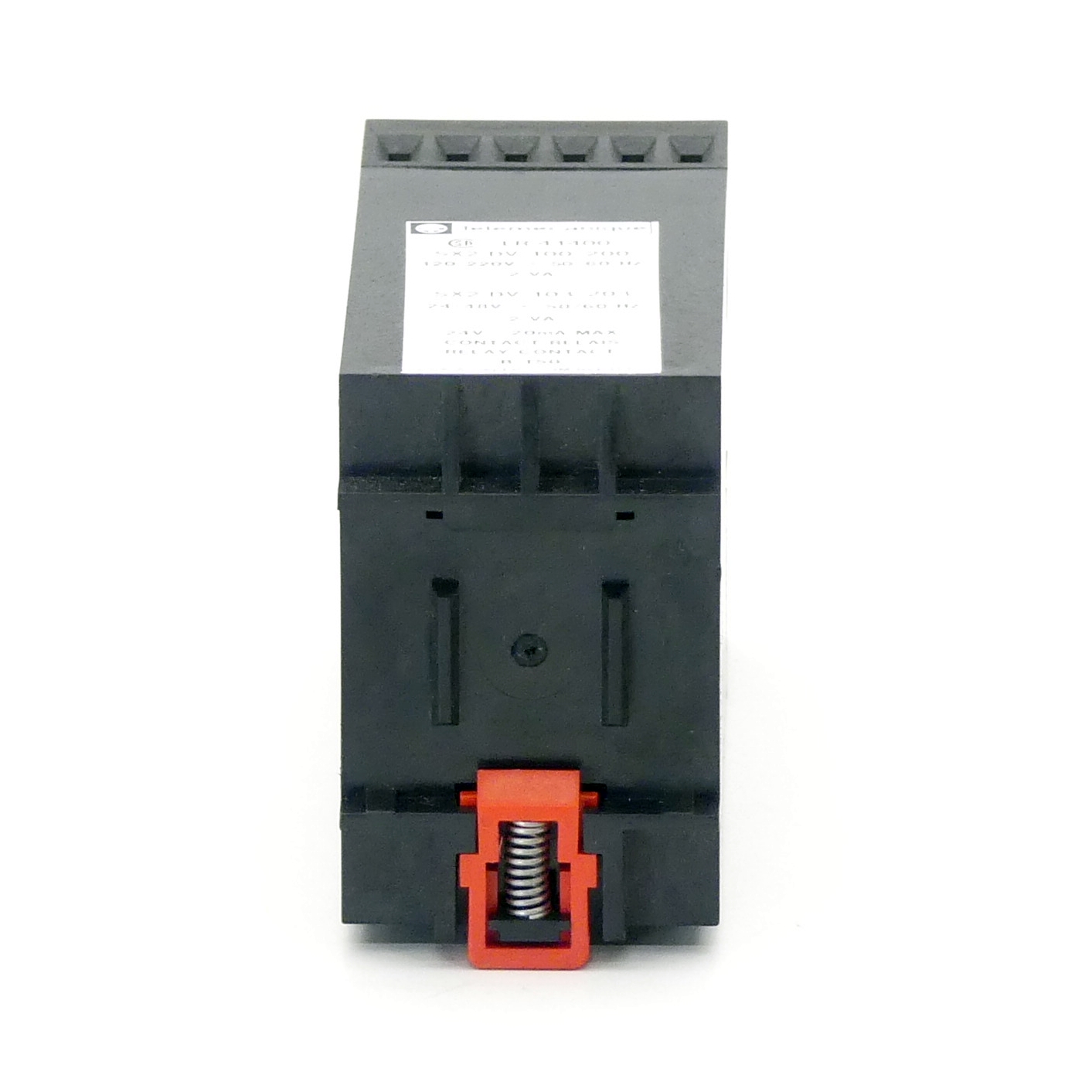 Contact relay