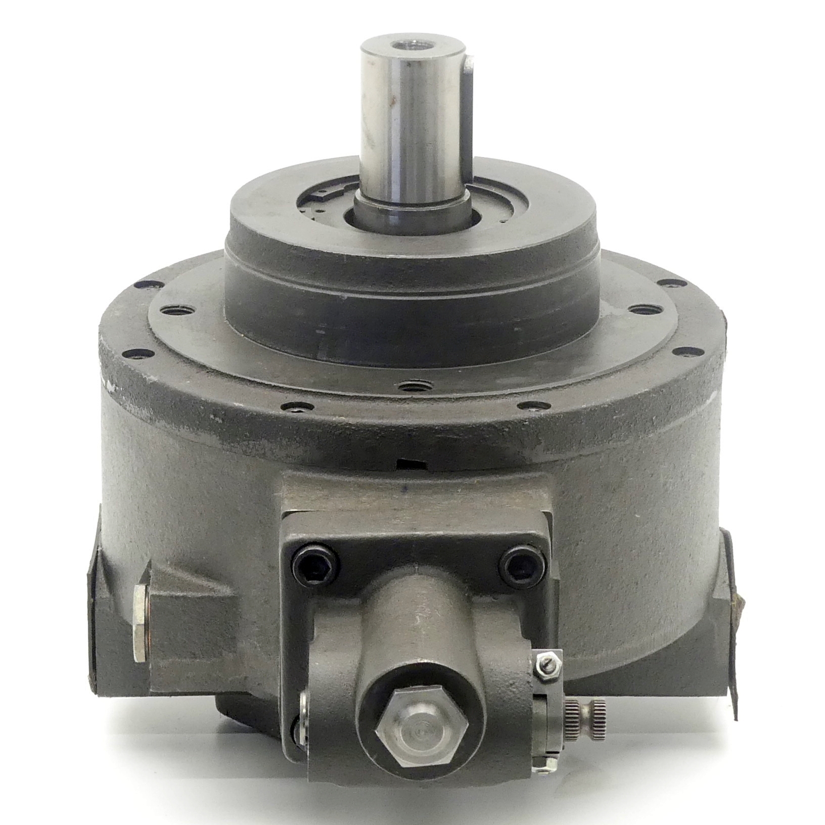 Radial piston pump