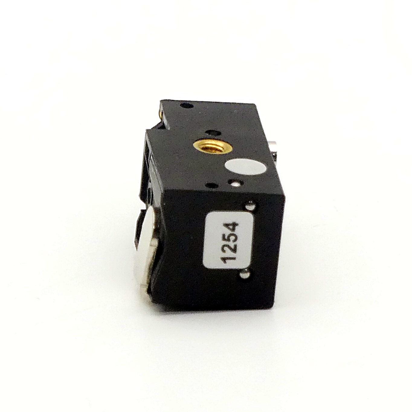 Pneumatic cylinder switch 
