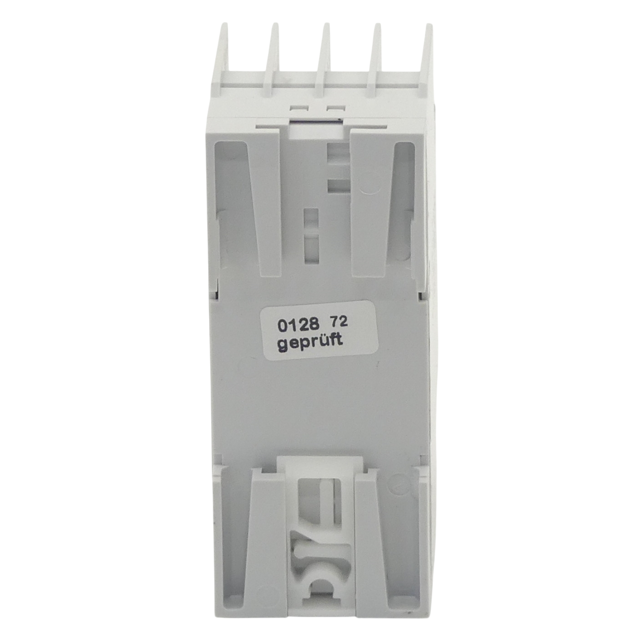 Fault signaling relay