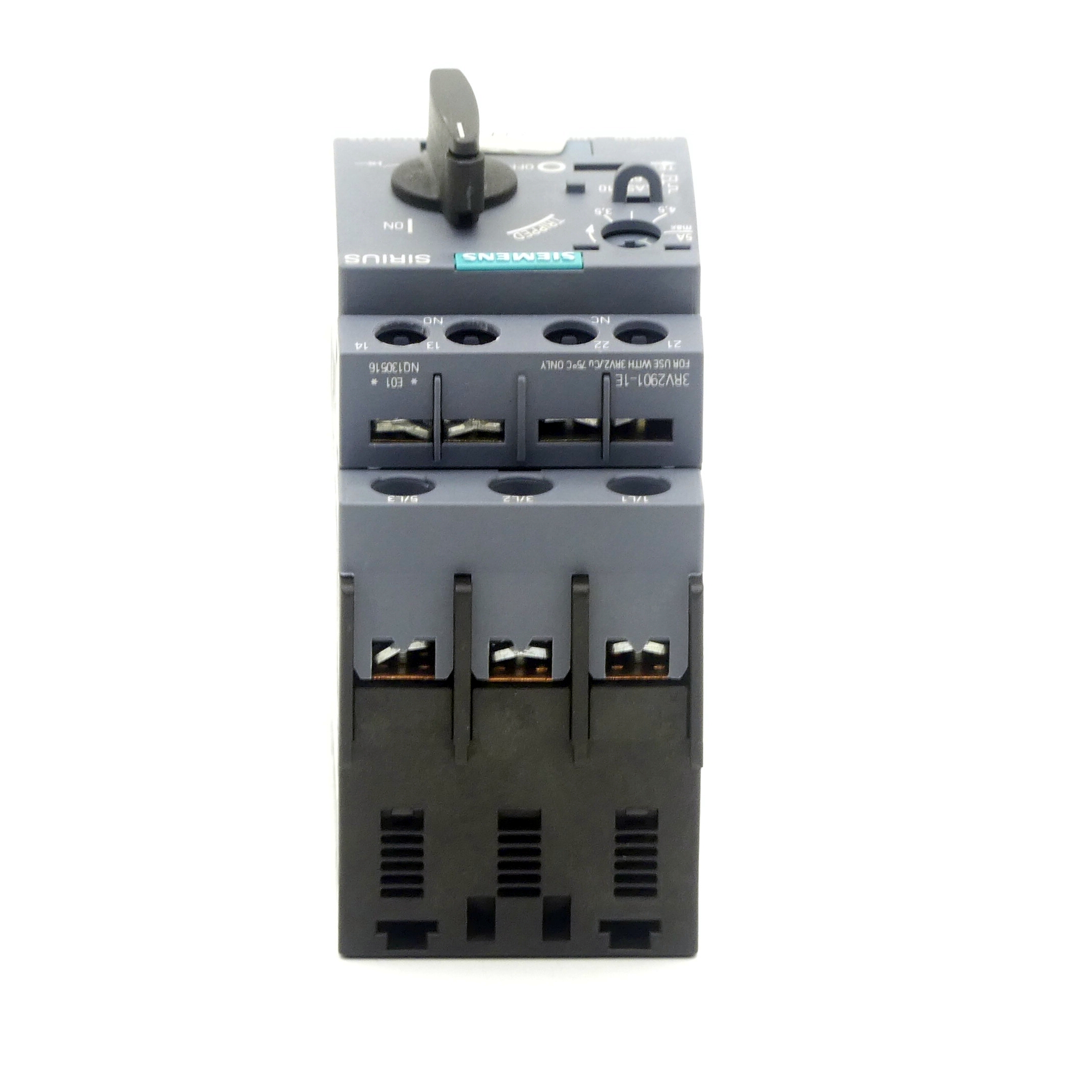 Circuit breaker 