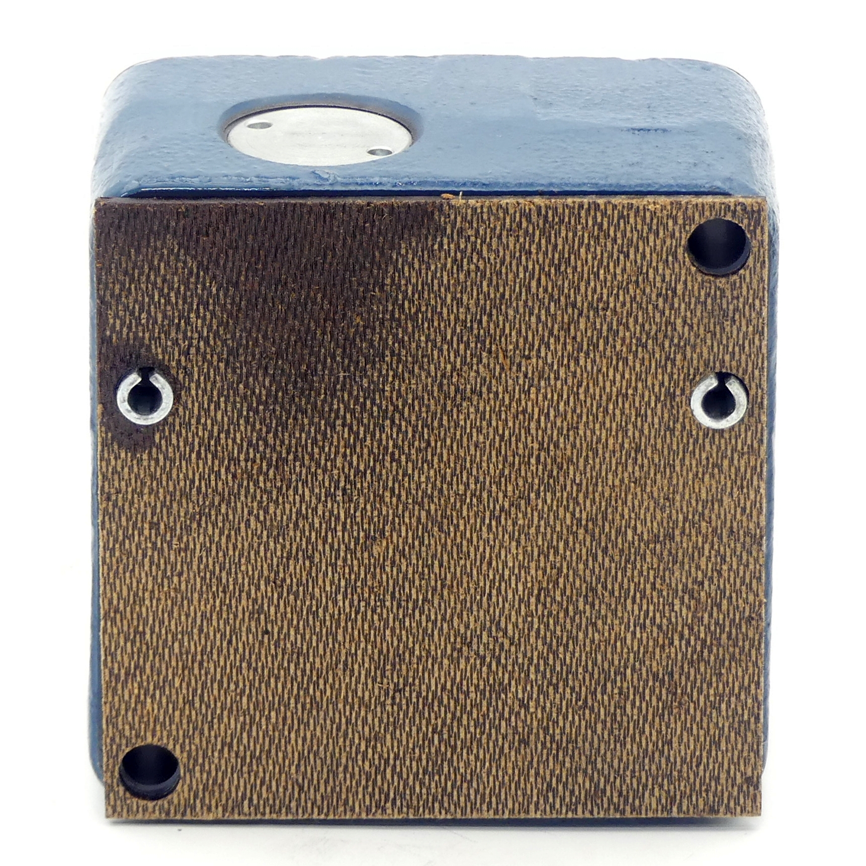 Flow control valve 