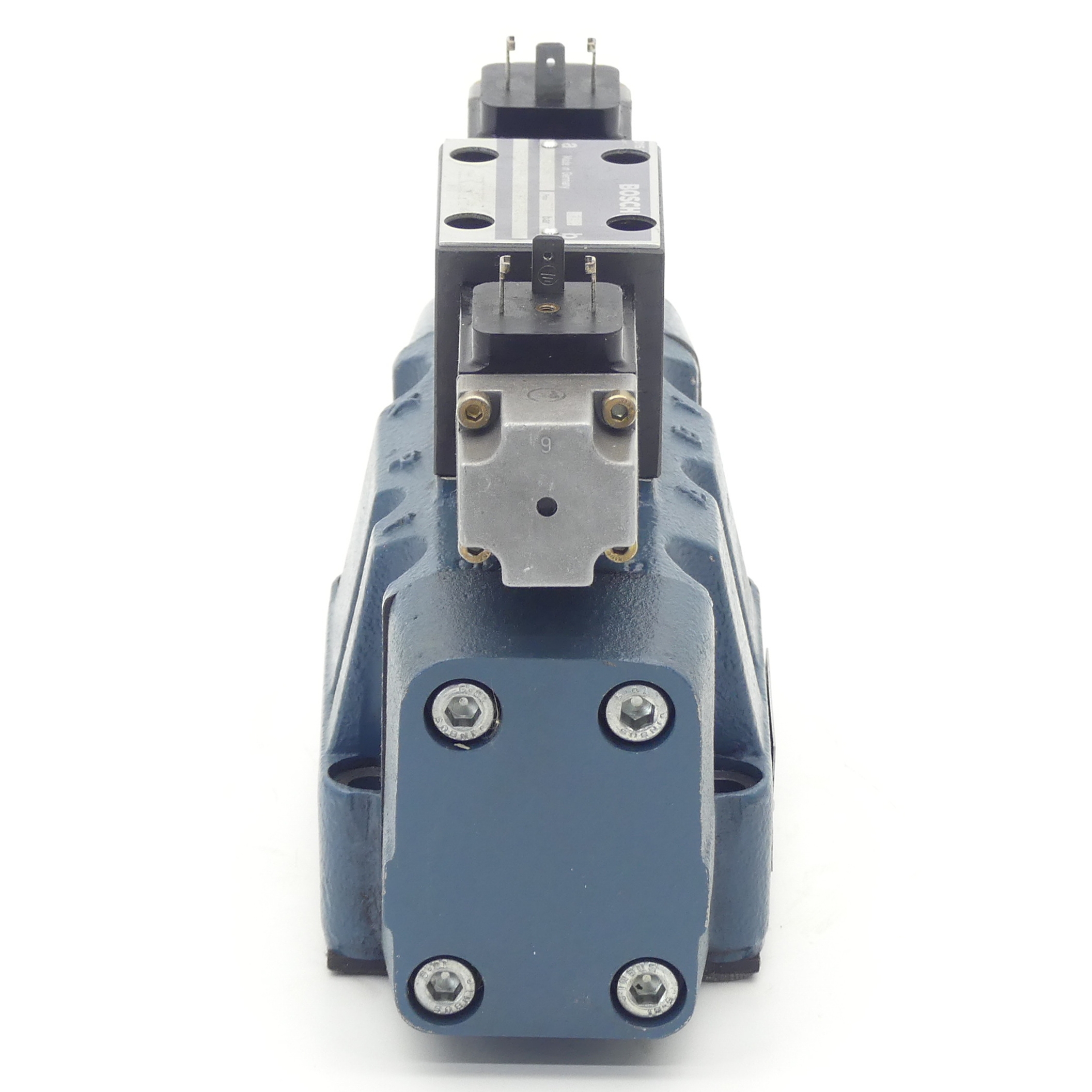 Vorgesteuertes 4/3-Wegeventil 081WV16P1N304XYWS024/00A0