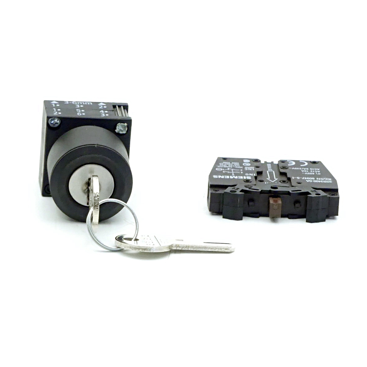2 Pieces Key-operated switch 