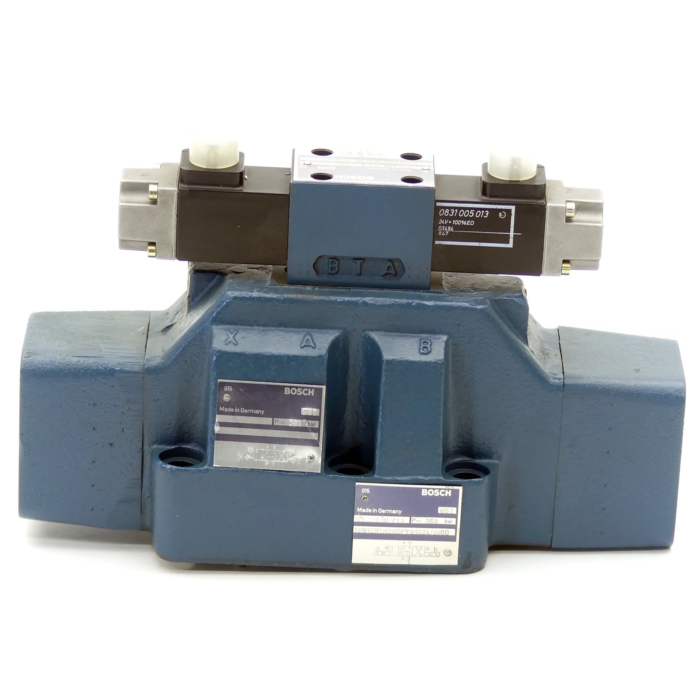 Pilot operated 4/3-way valve 081WV25P1N302PYWS024/00B0