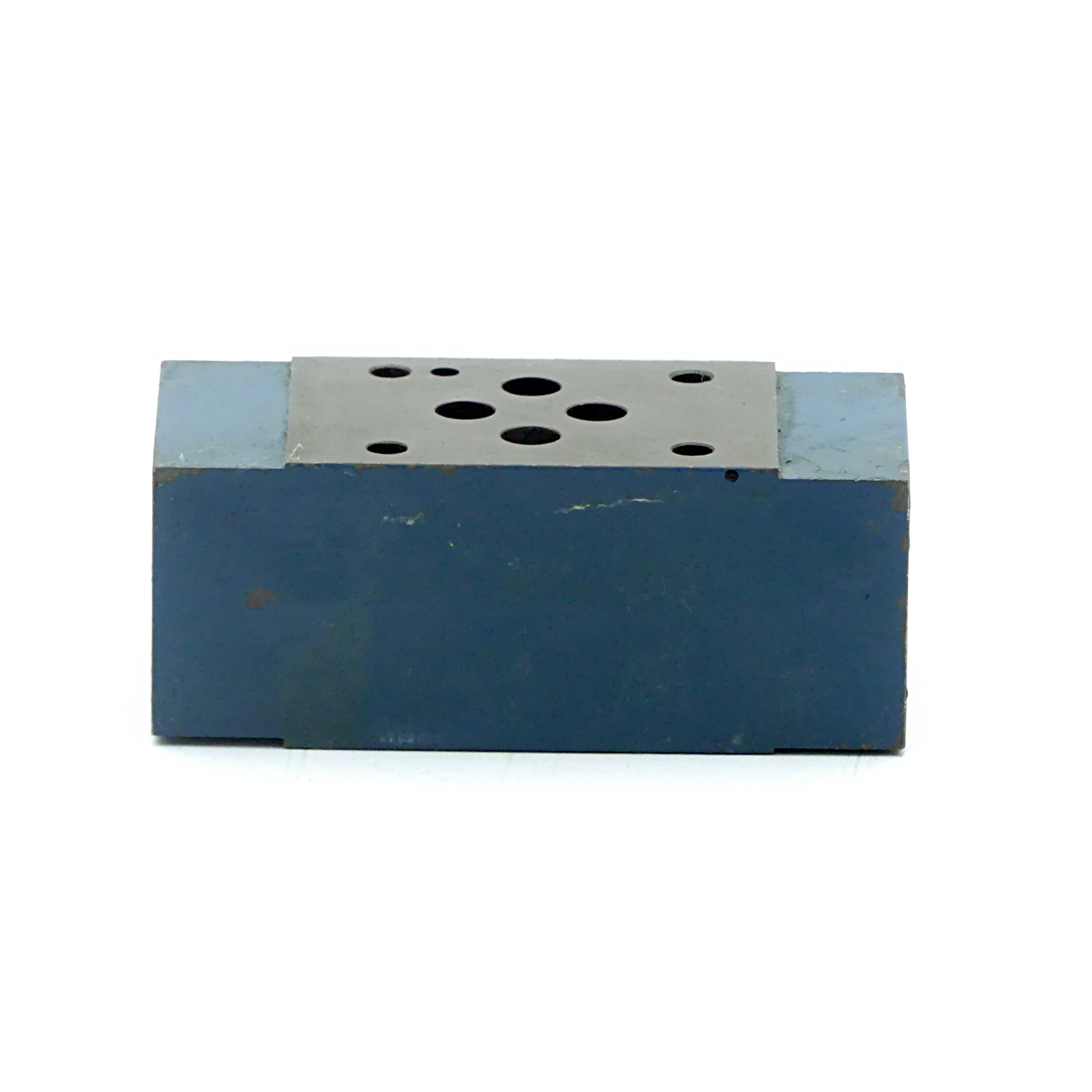 Pilot operated check valve 0 811 024 102