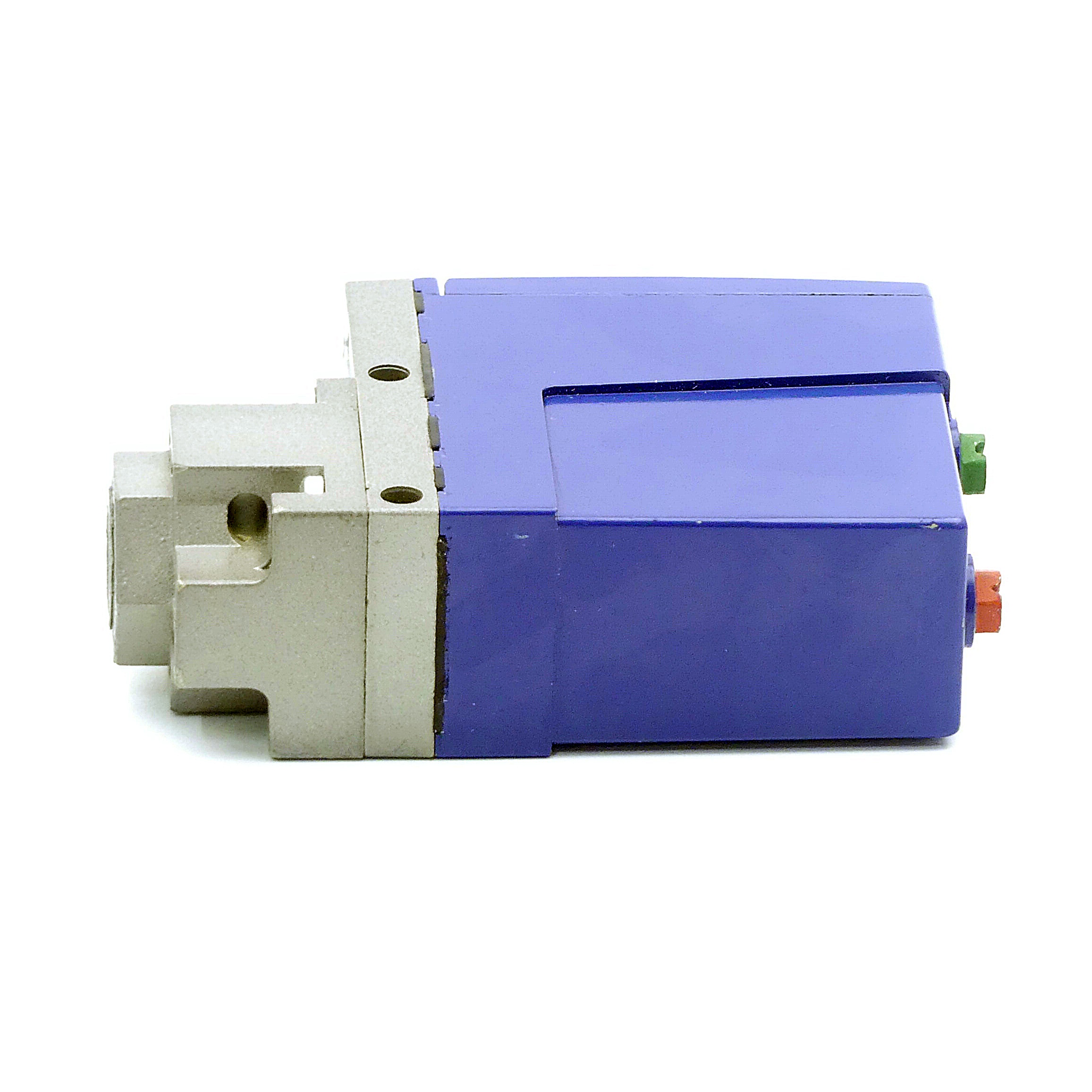 Maschinenteil24 TELEMECANIQUE Pressure Switch XML B020A2S11 buy online