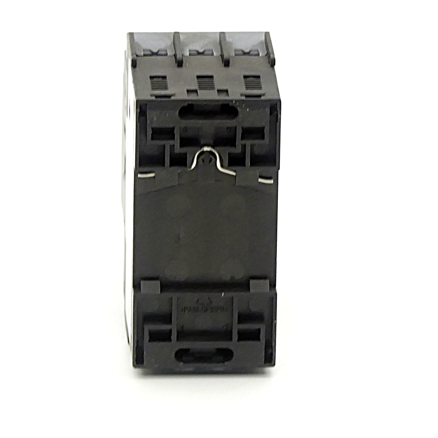 Circuit breaker 