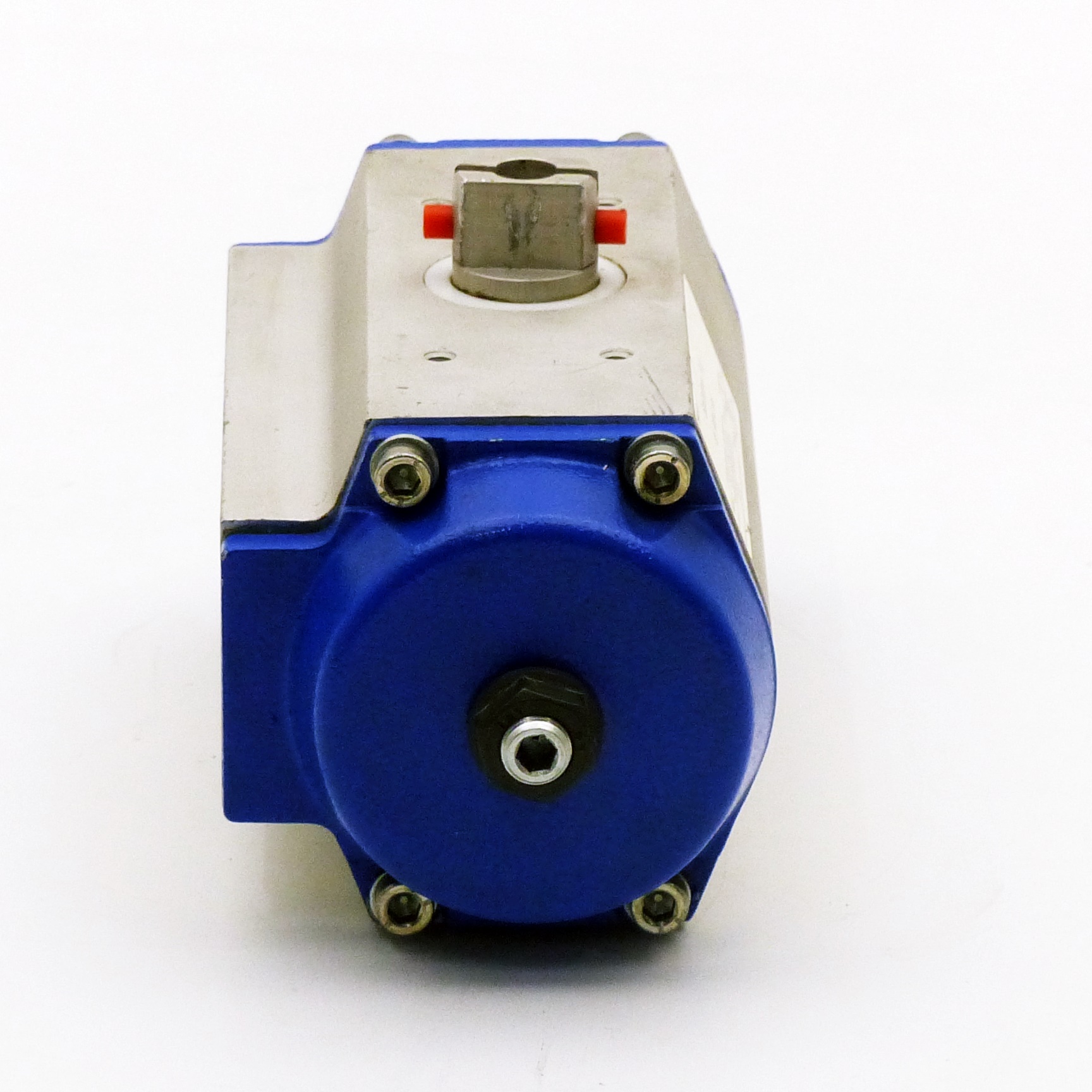 Pneumatic actuator 