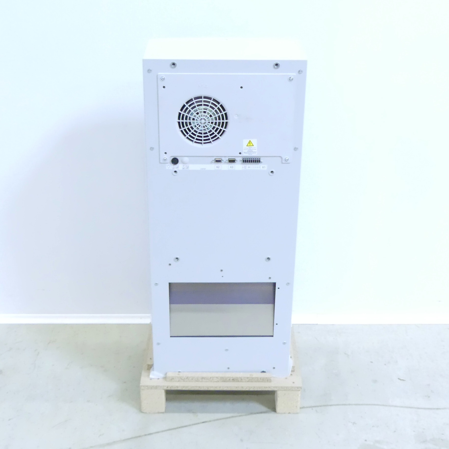 Control cabinet cooling unit 