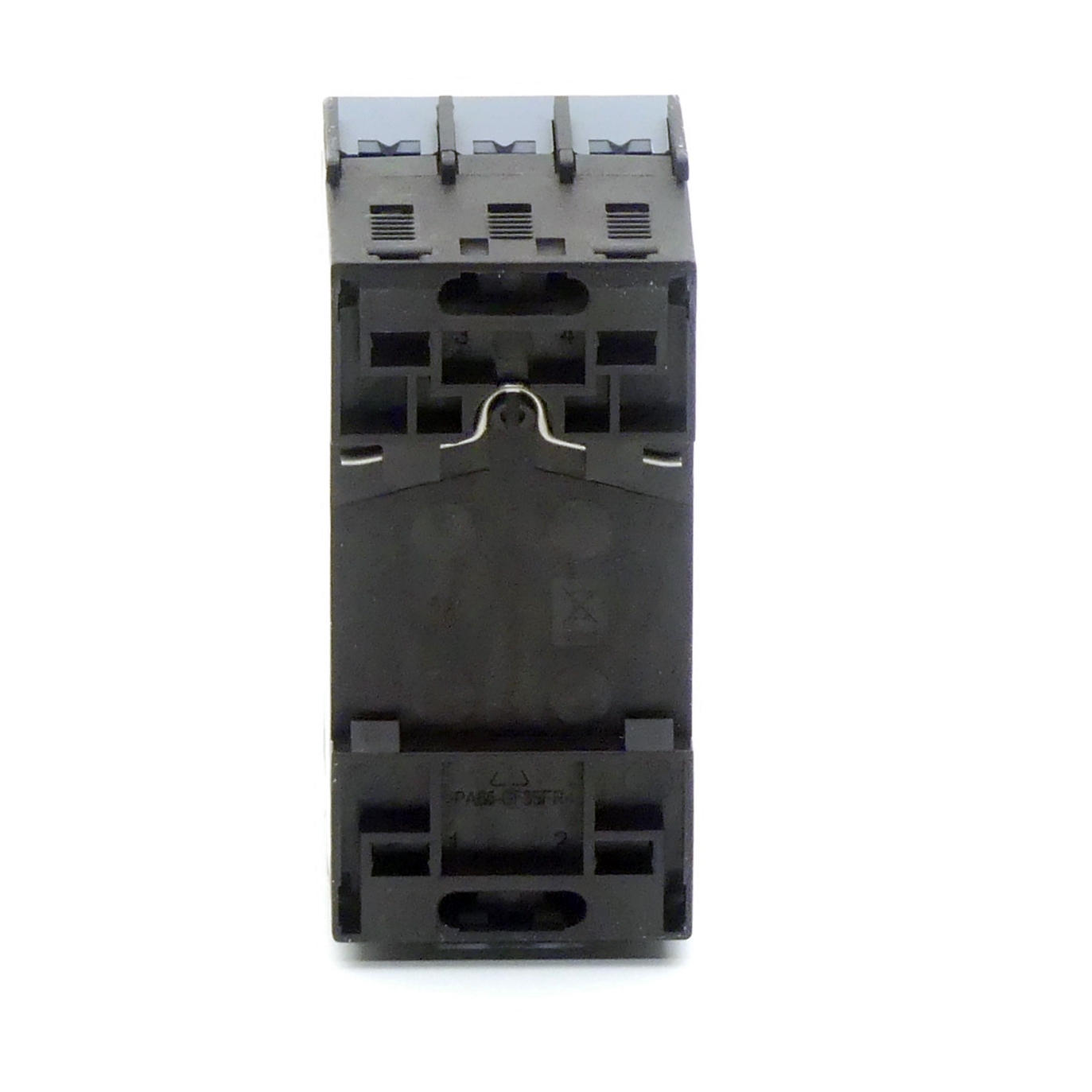 Circuit breaker 