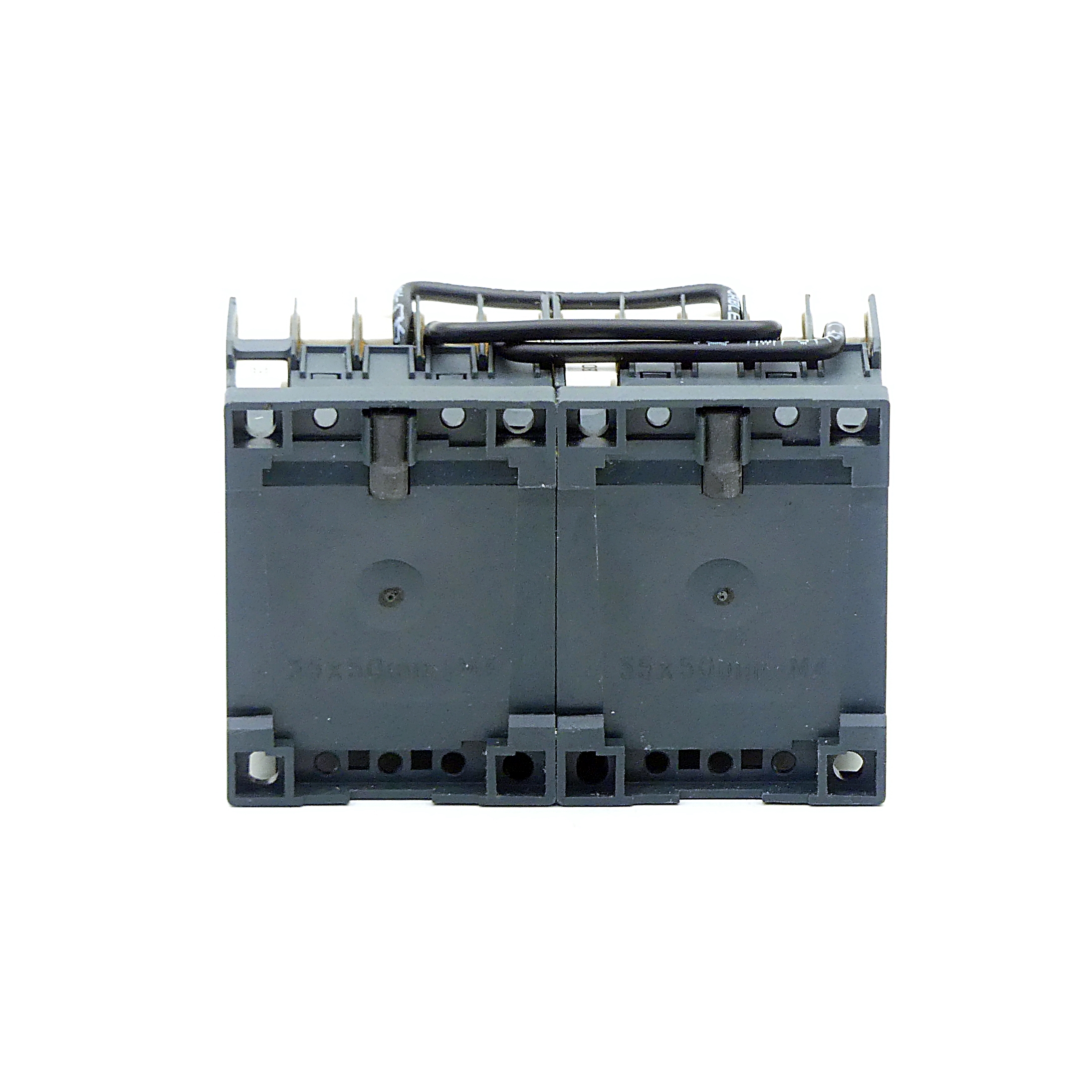 Reversing contactor