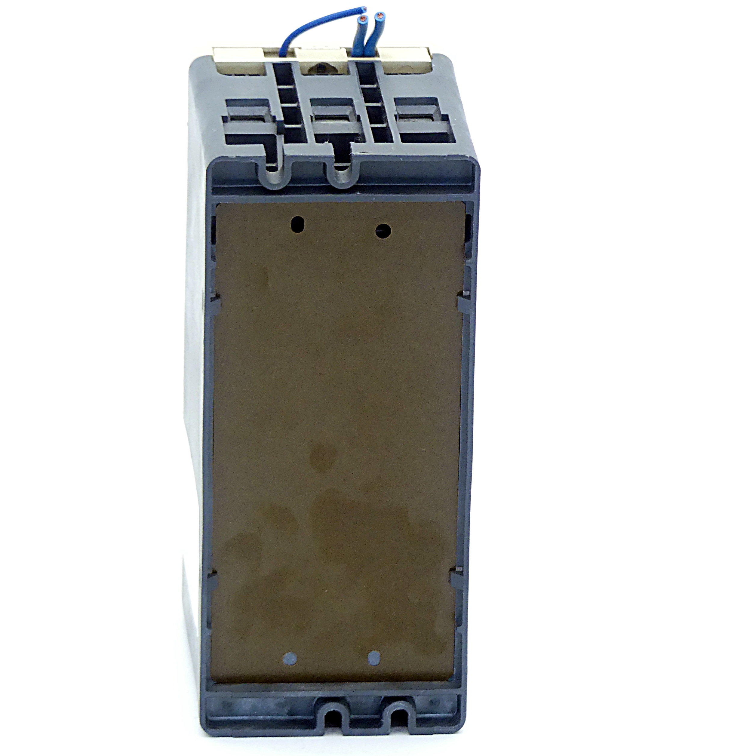 Circuit breaker 