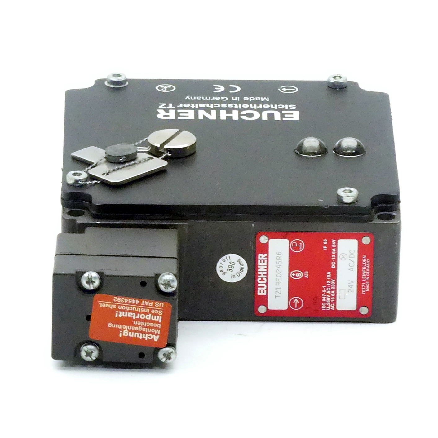 Circuit breaker 