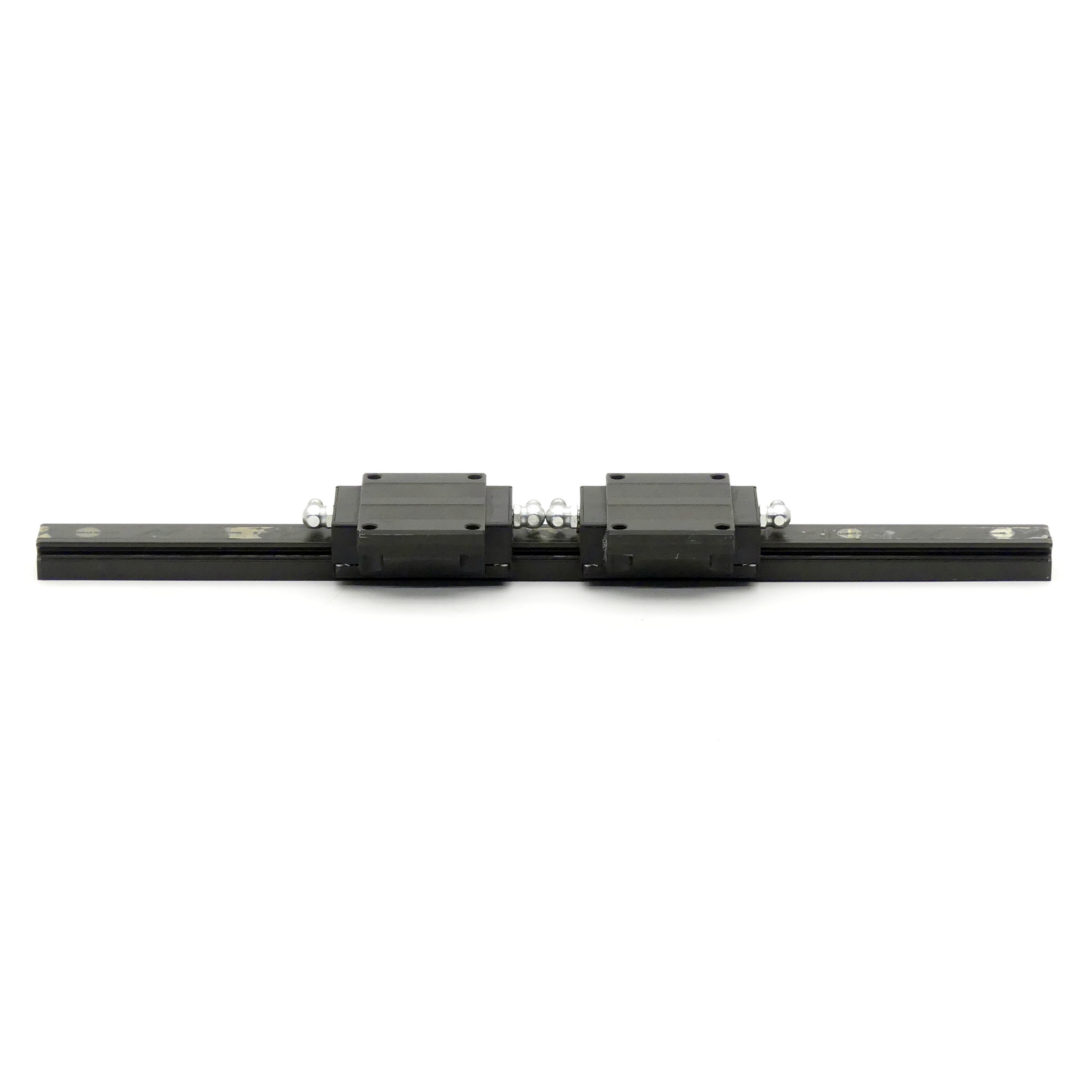 Ball carriage with guide rail