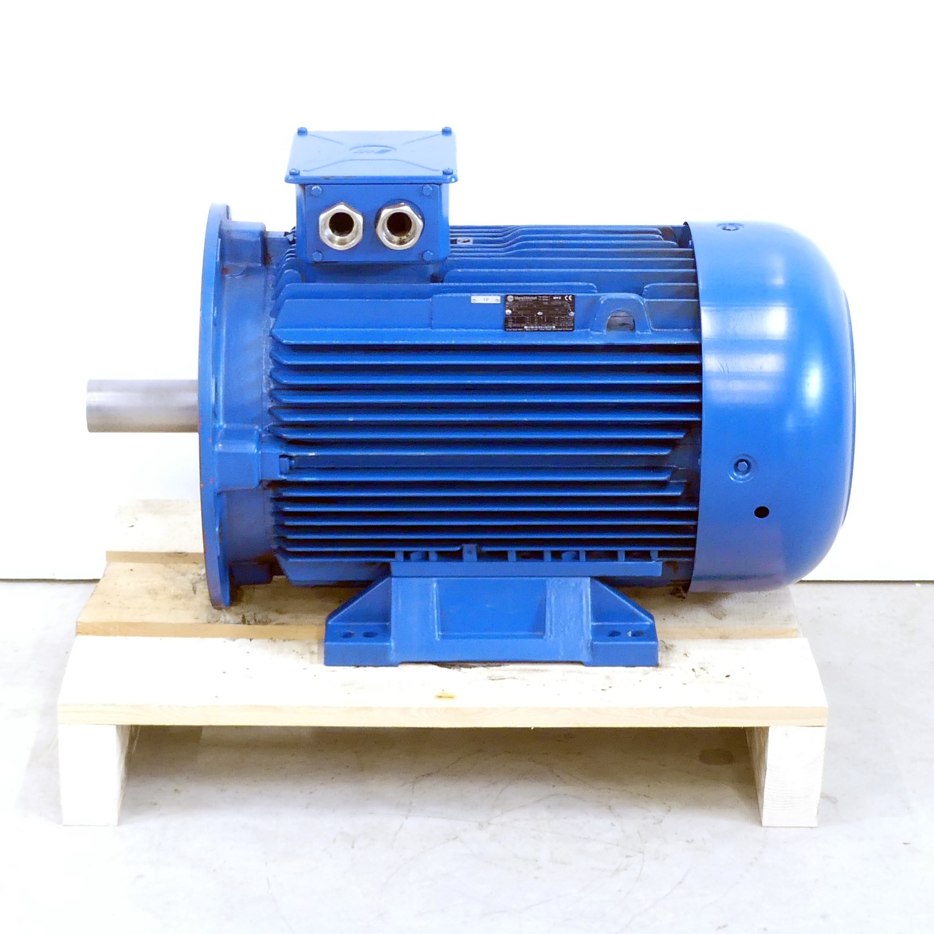 Three-phase motor A4C 225 M4 B35 