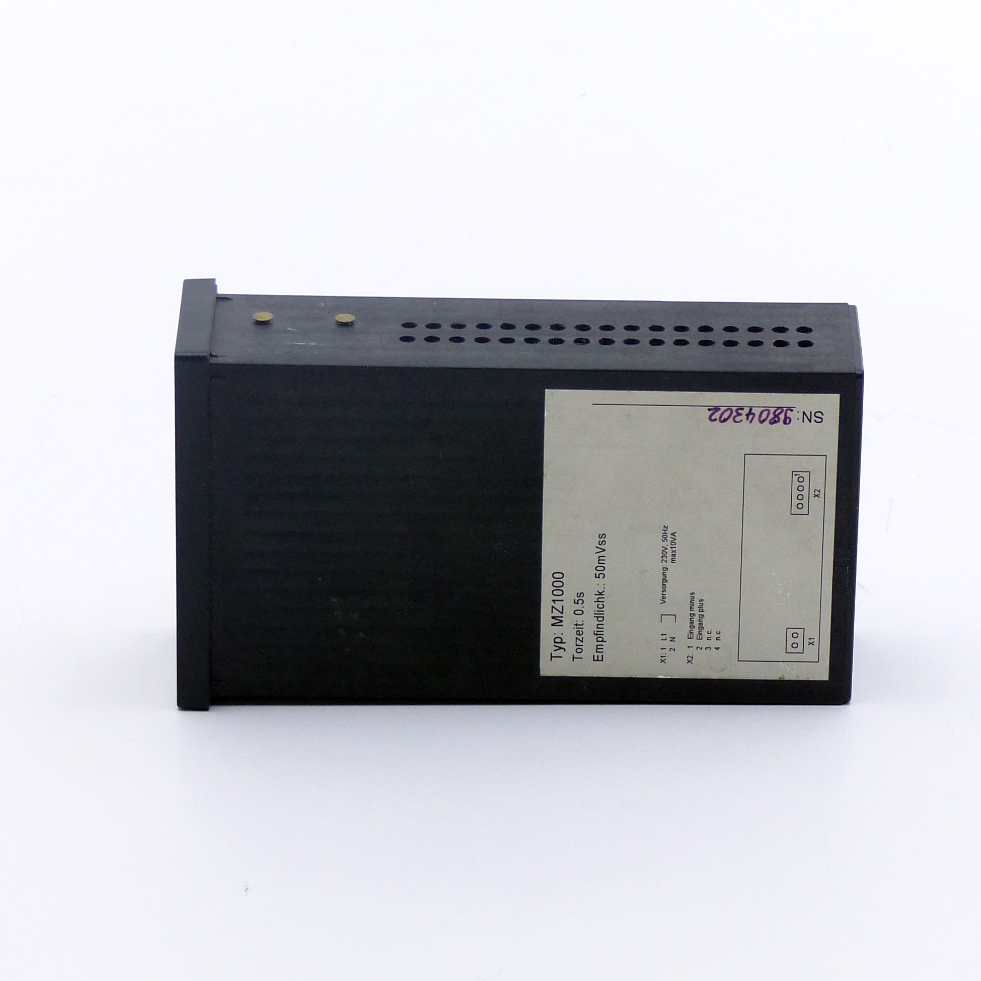Voltmeter MZ1000
