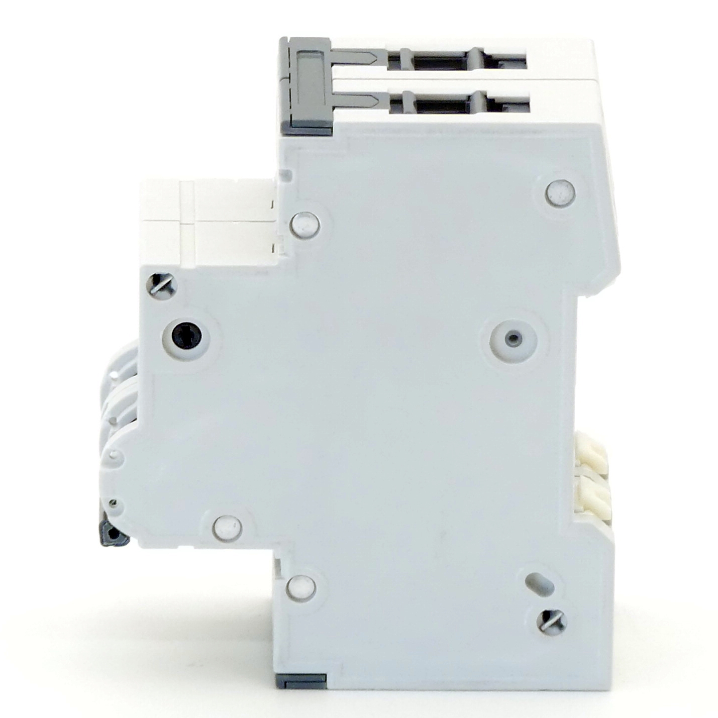 Miniature circuit breaker 