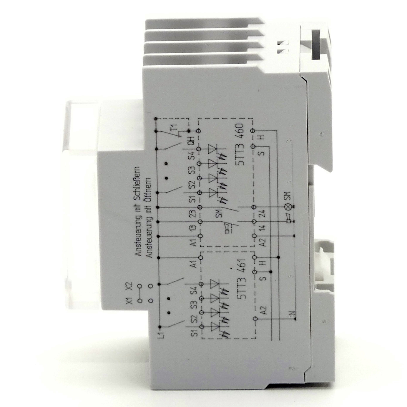 Fault signaling relay