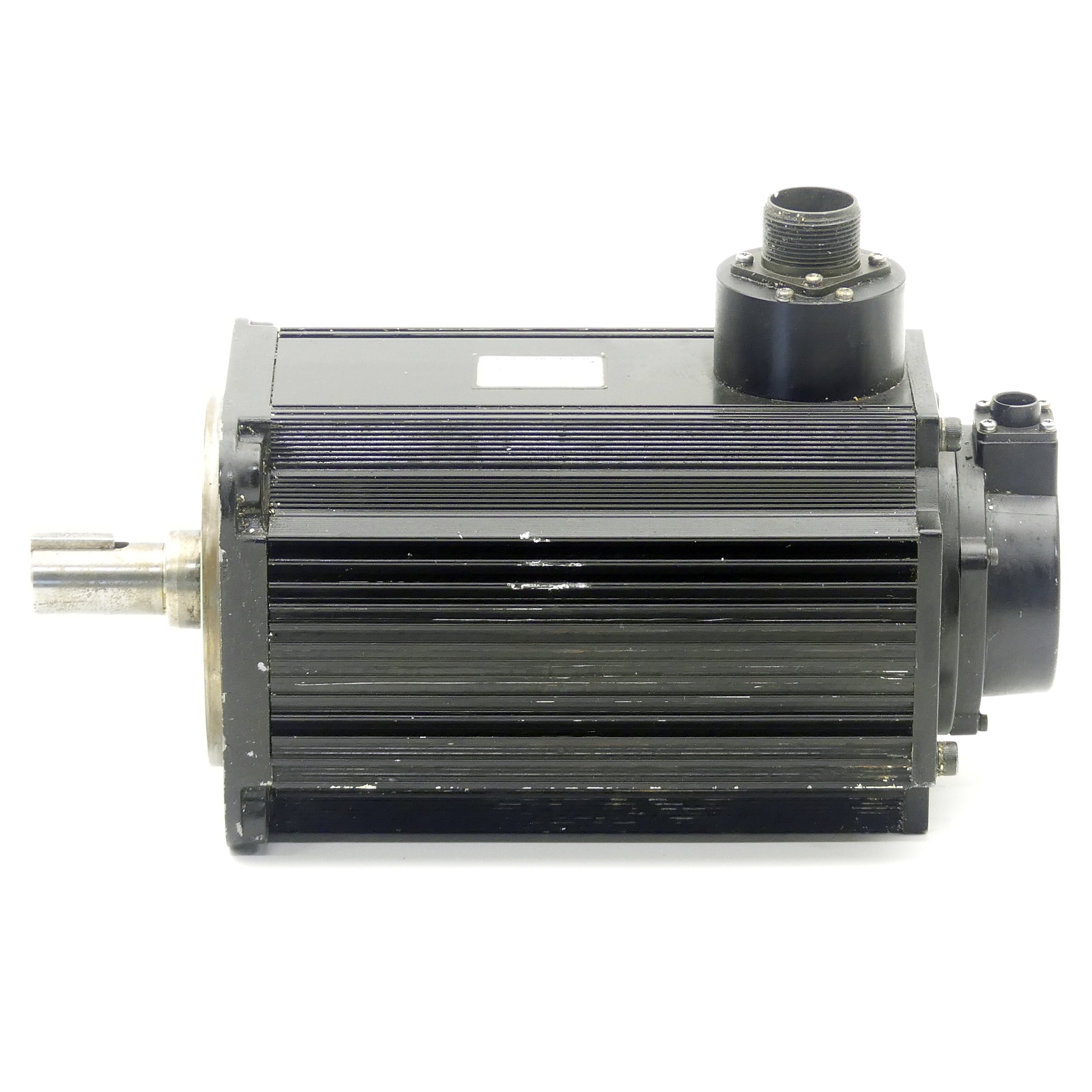 Servo motor 