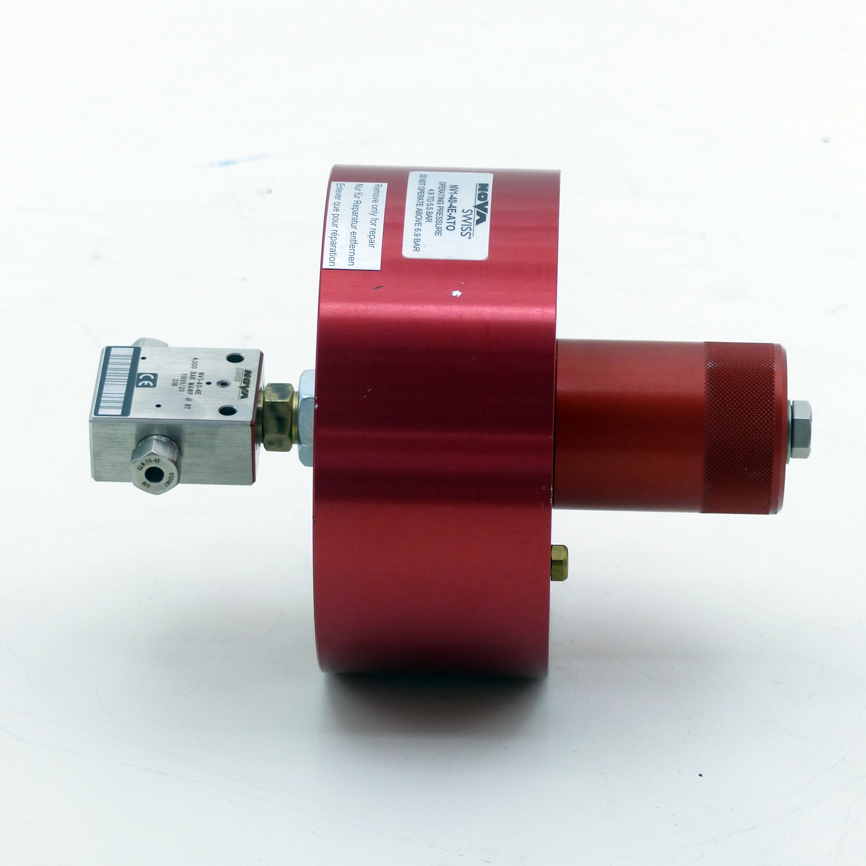 Pneumatic needle Valve