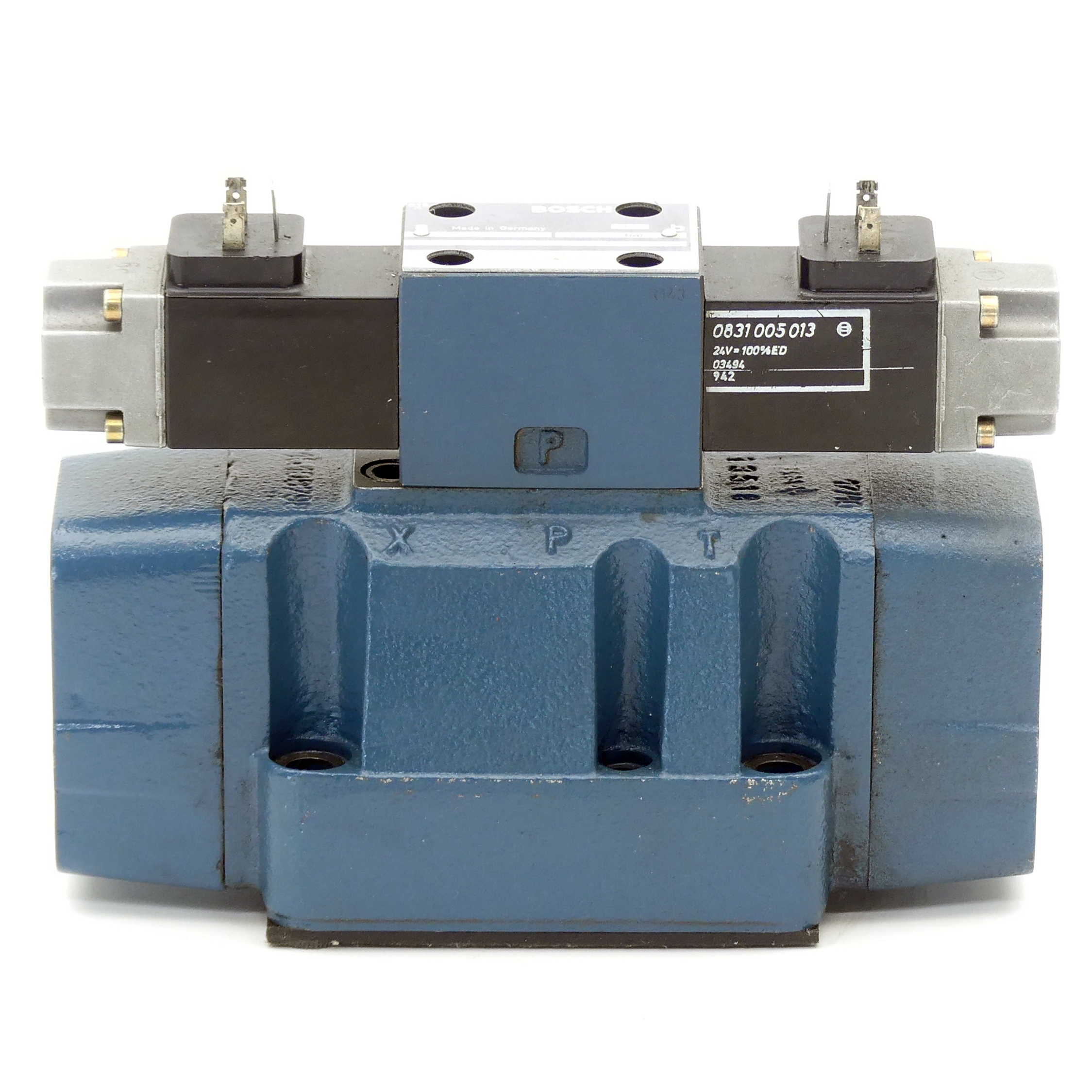 Vorgesteuertes 4/3-Wegeventil 081WV16P1N304XYWS024/00A0