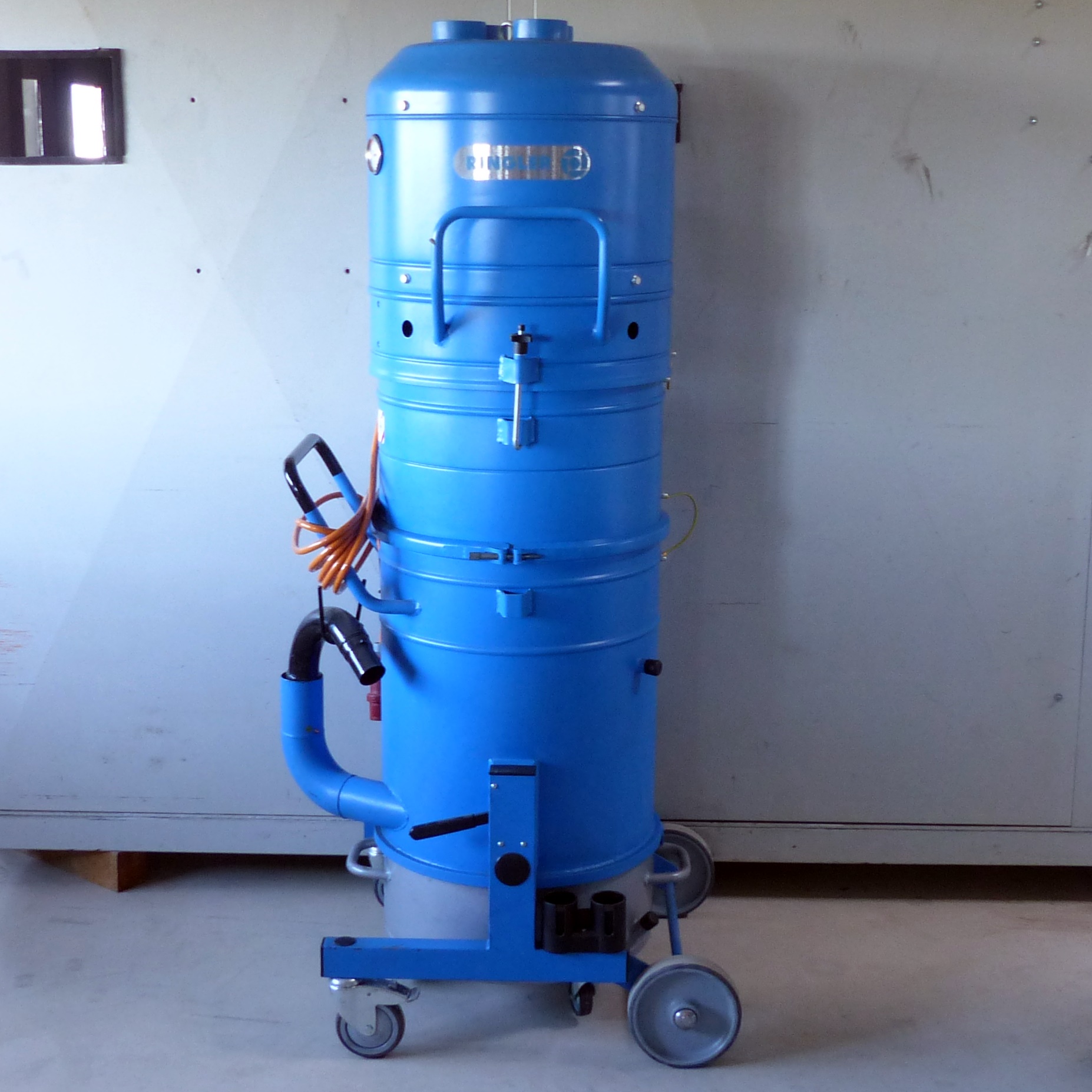 Mobiler Industriesauger
