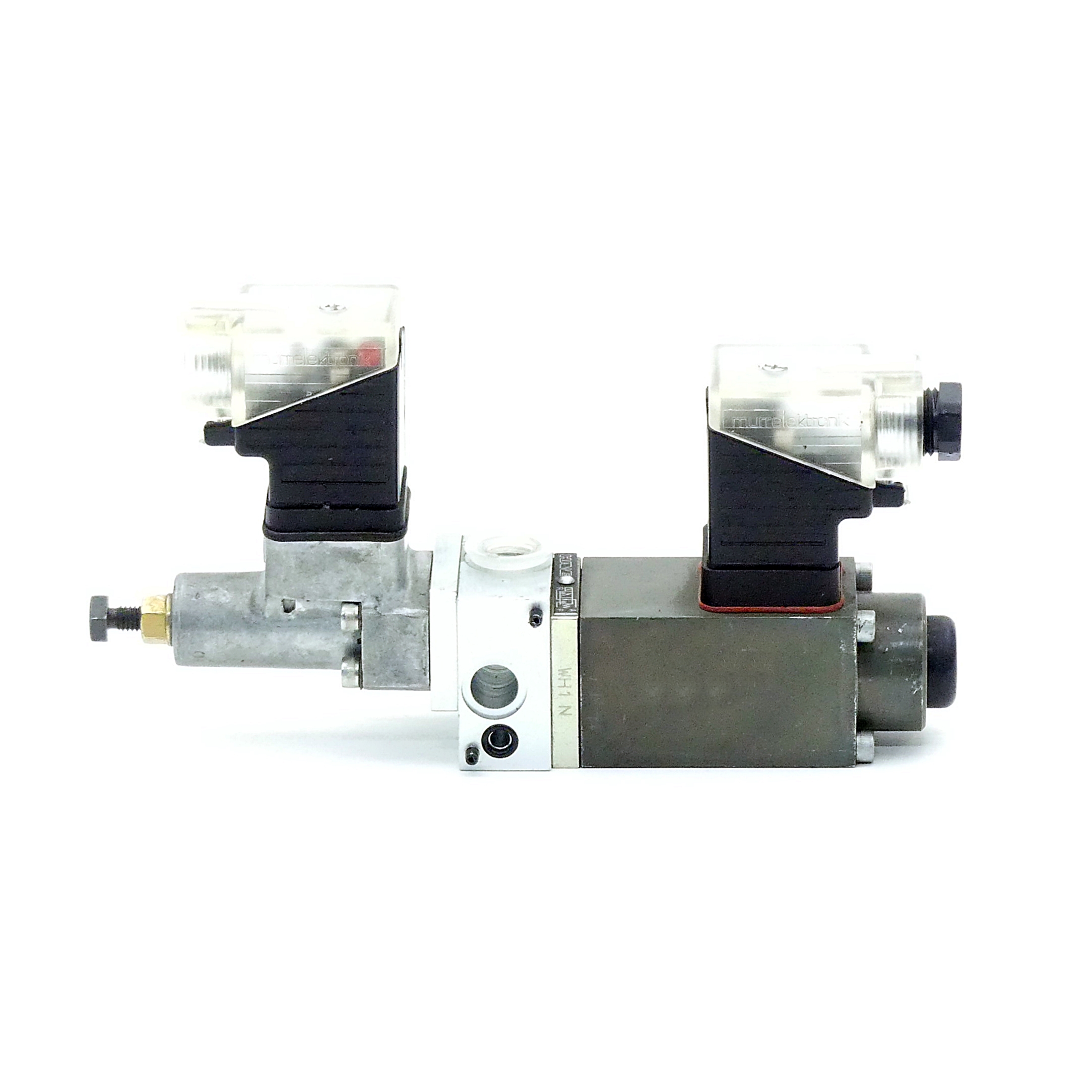 Two-way pilot valve 