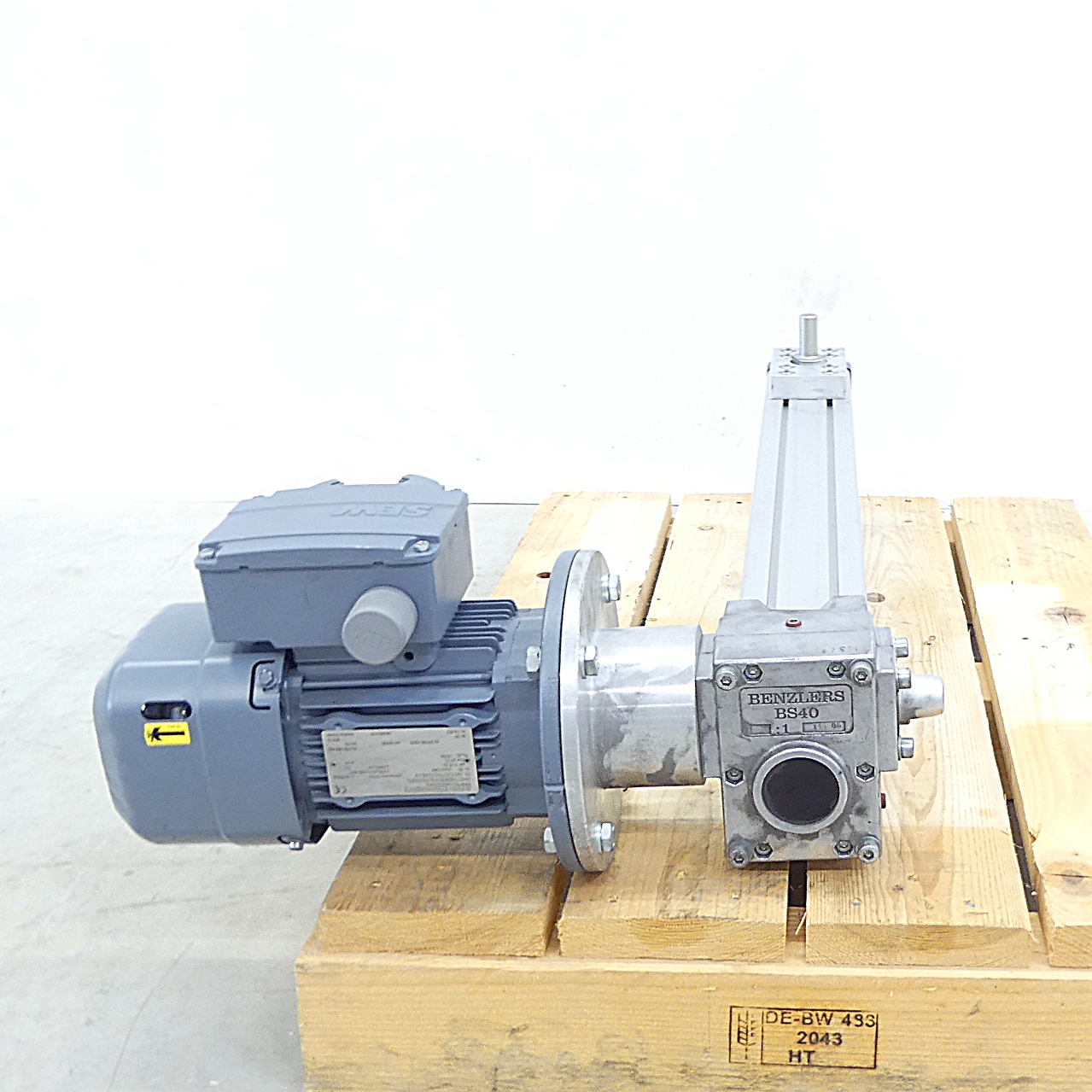 linear unit with three phase motor 