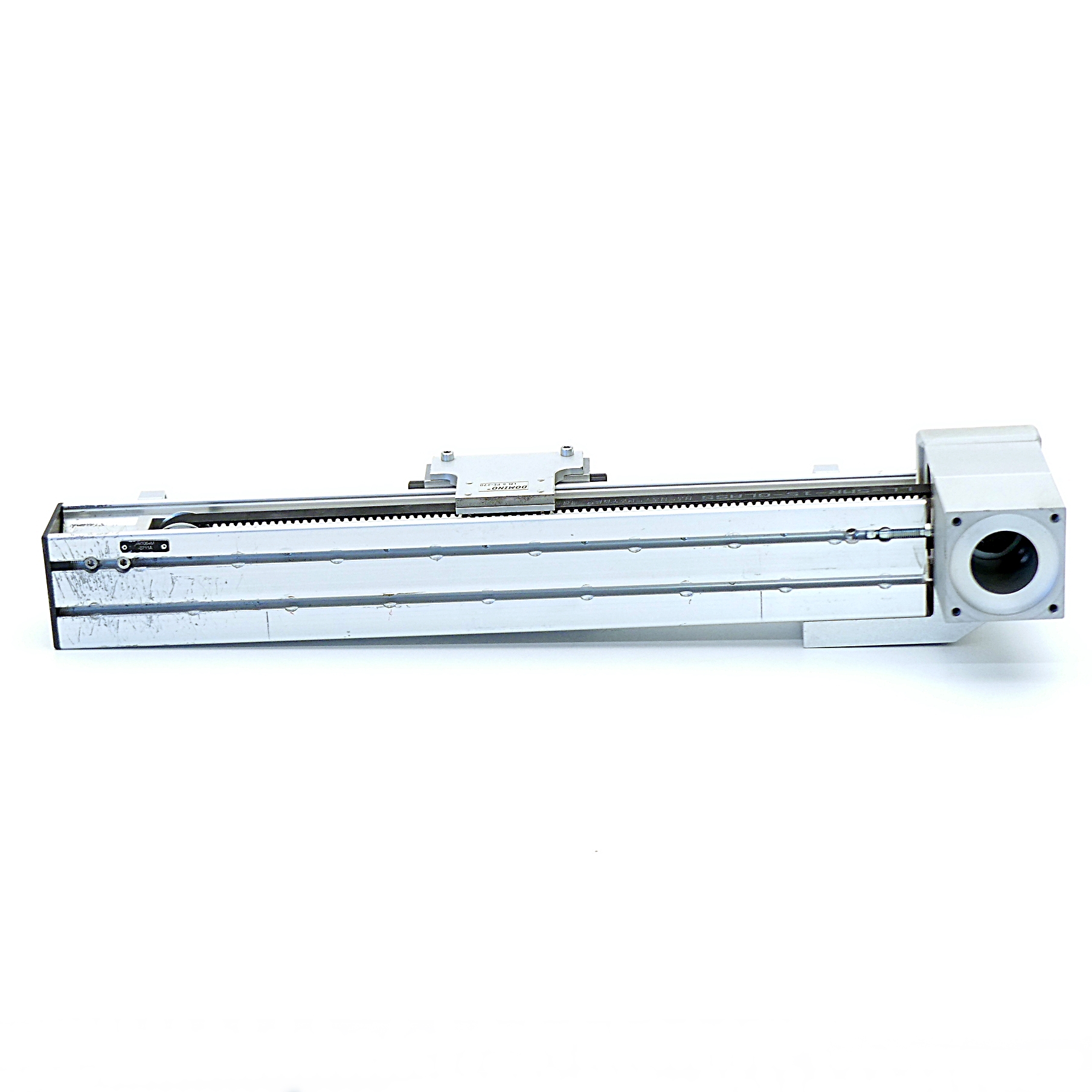 Linear axis