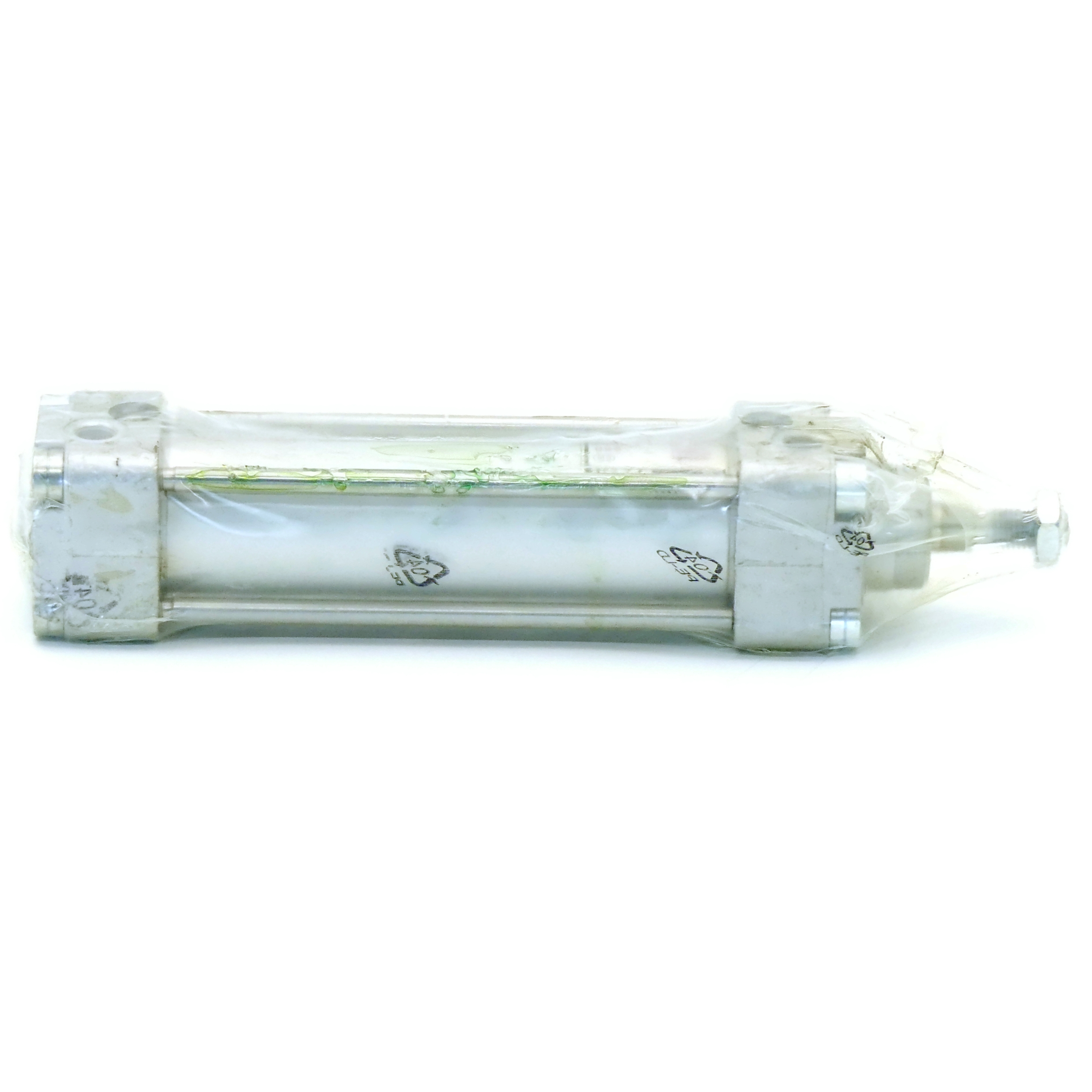 Pneumatic cylinder
