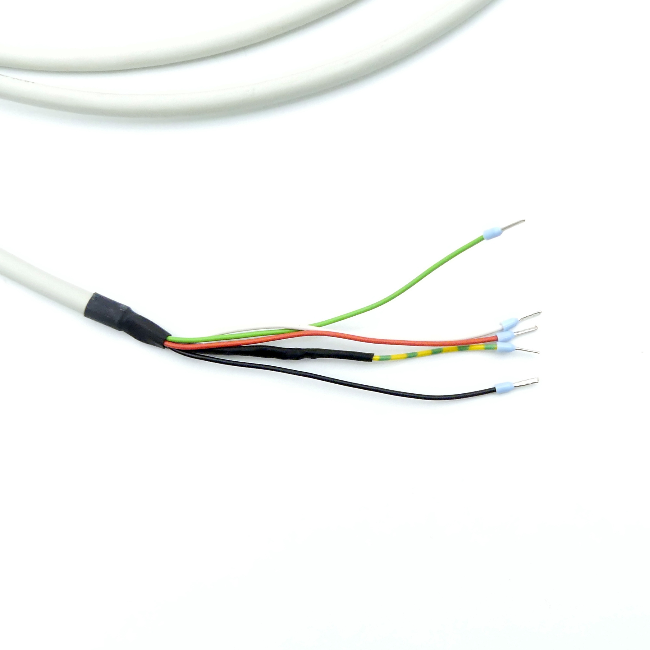 Rundsteckverbinder mit Kabel