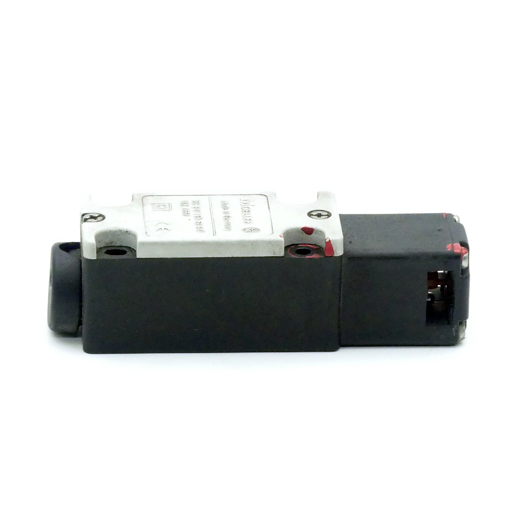 Safety limit switch