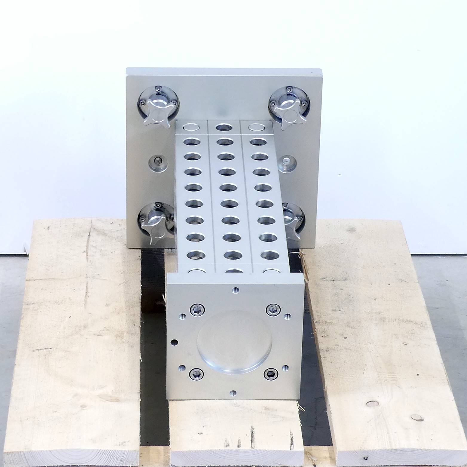 ALUFIX Quader Light dreireihig 