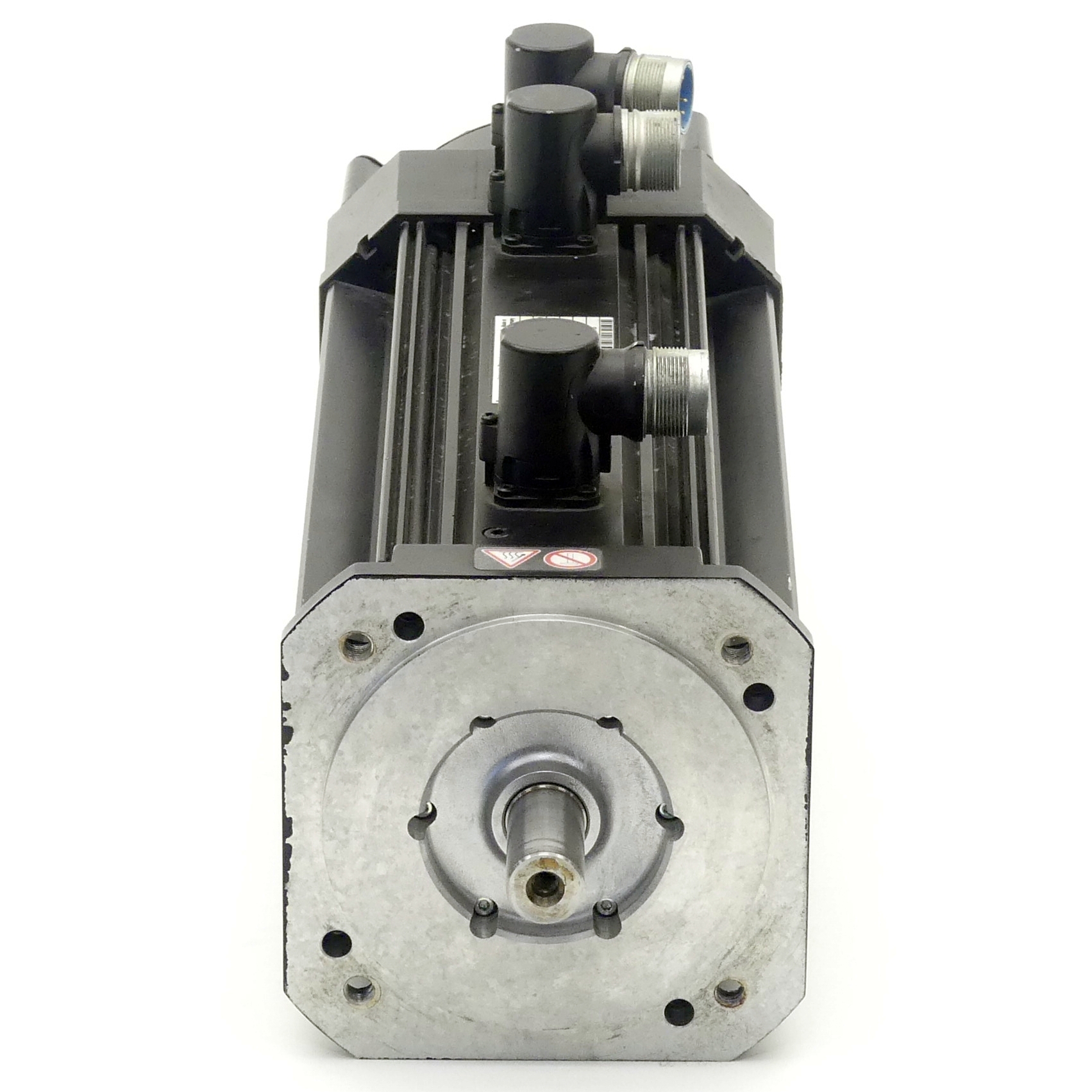Servo motor 