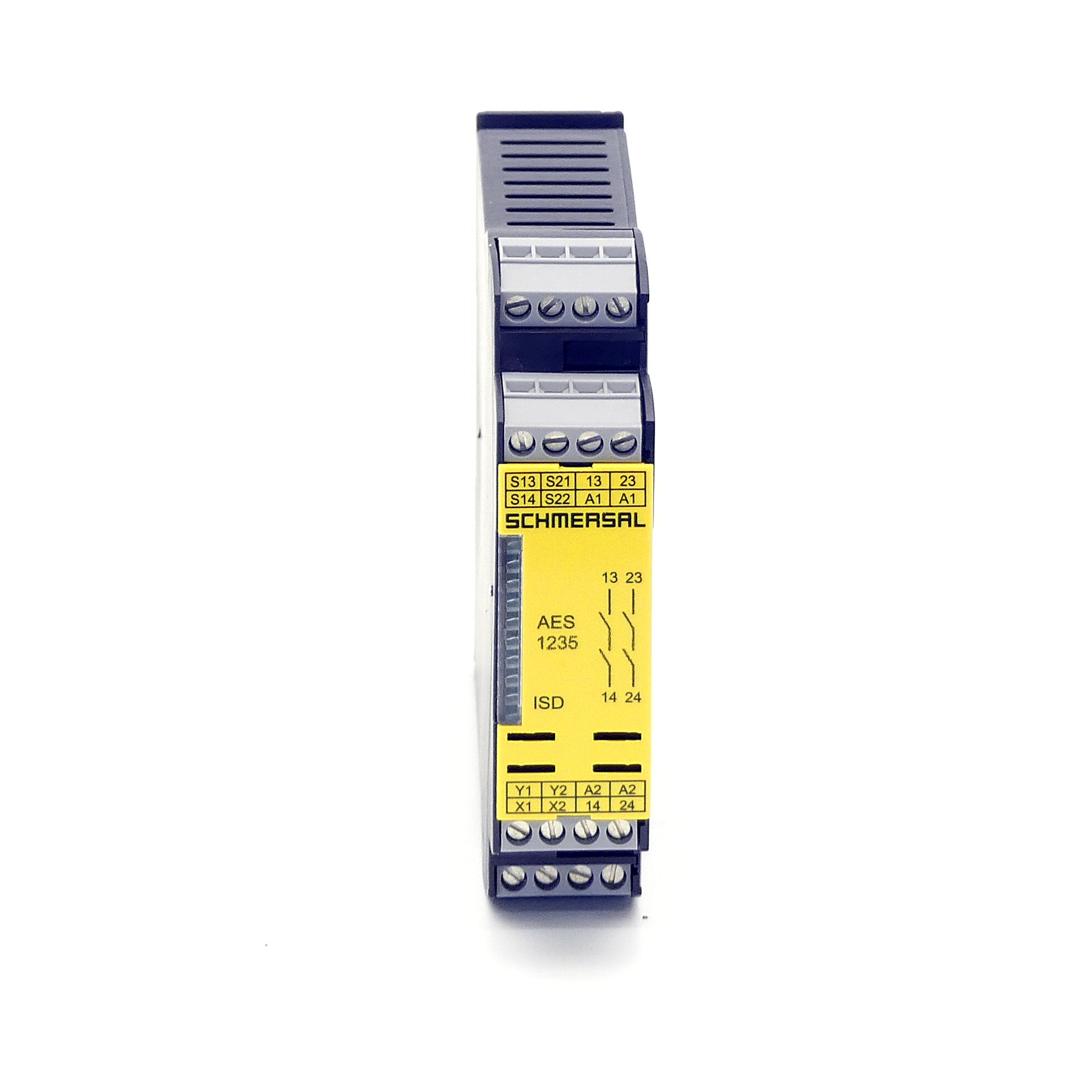 Monitoring magnetic safety sensors 
